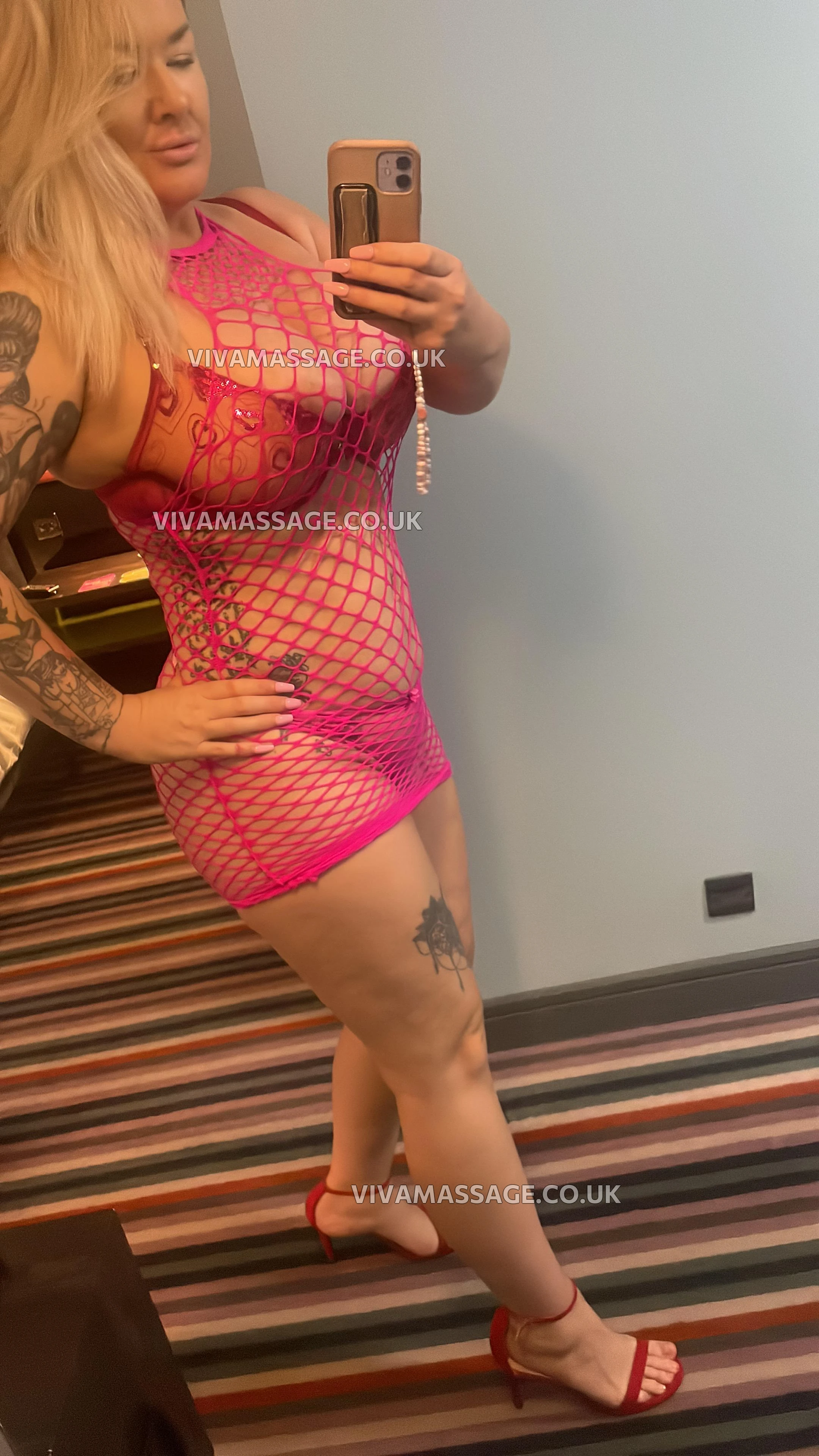 Photo 19 of Bustyqueenie