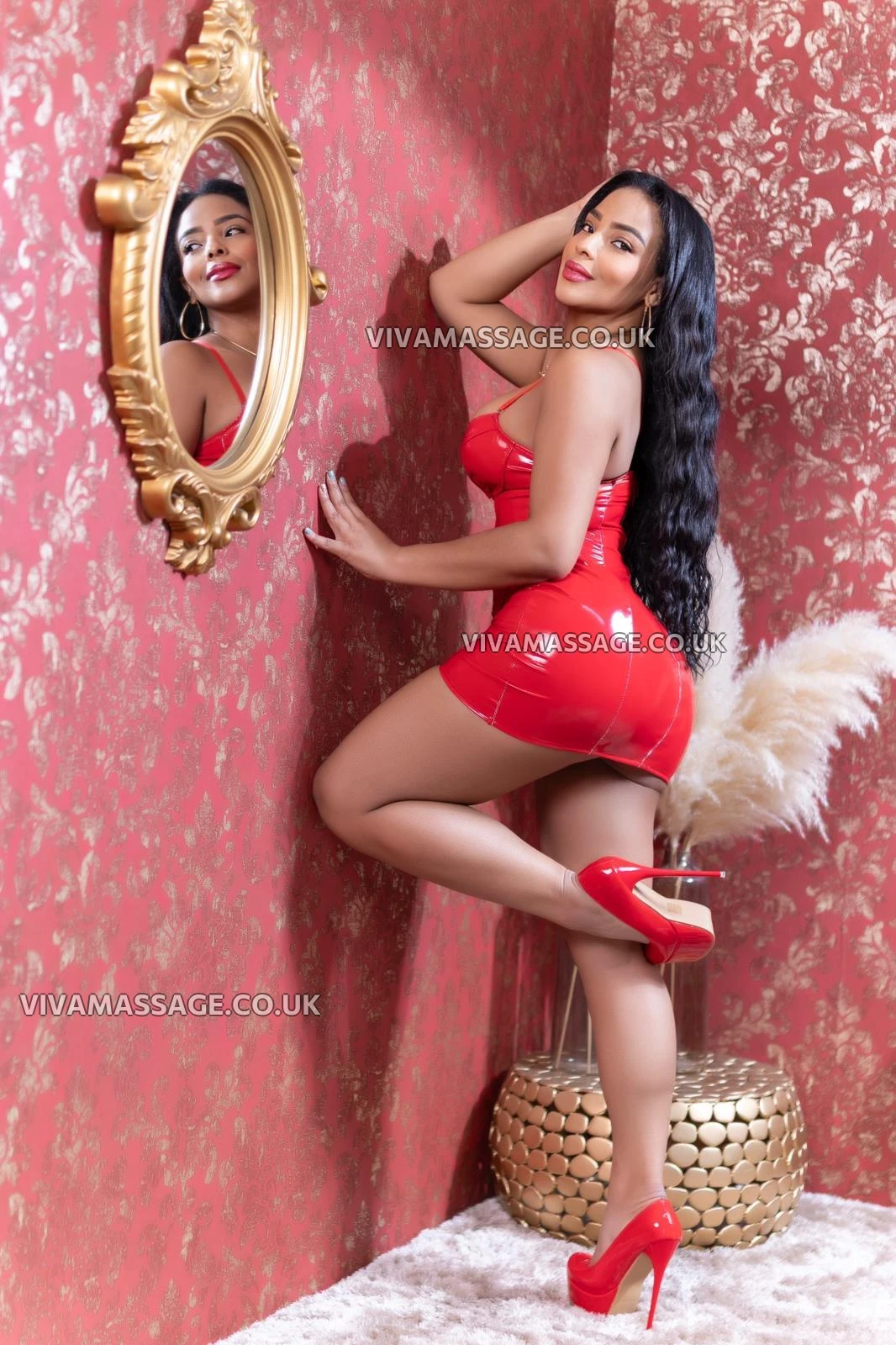 Photo 4 of PAULINA SEXY X