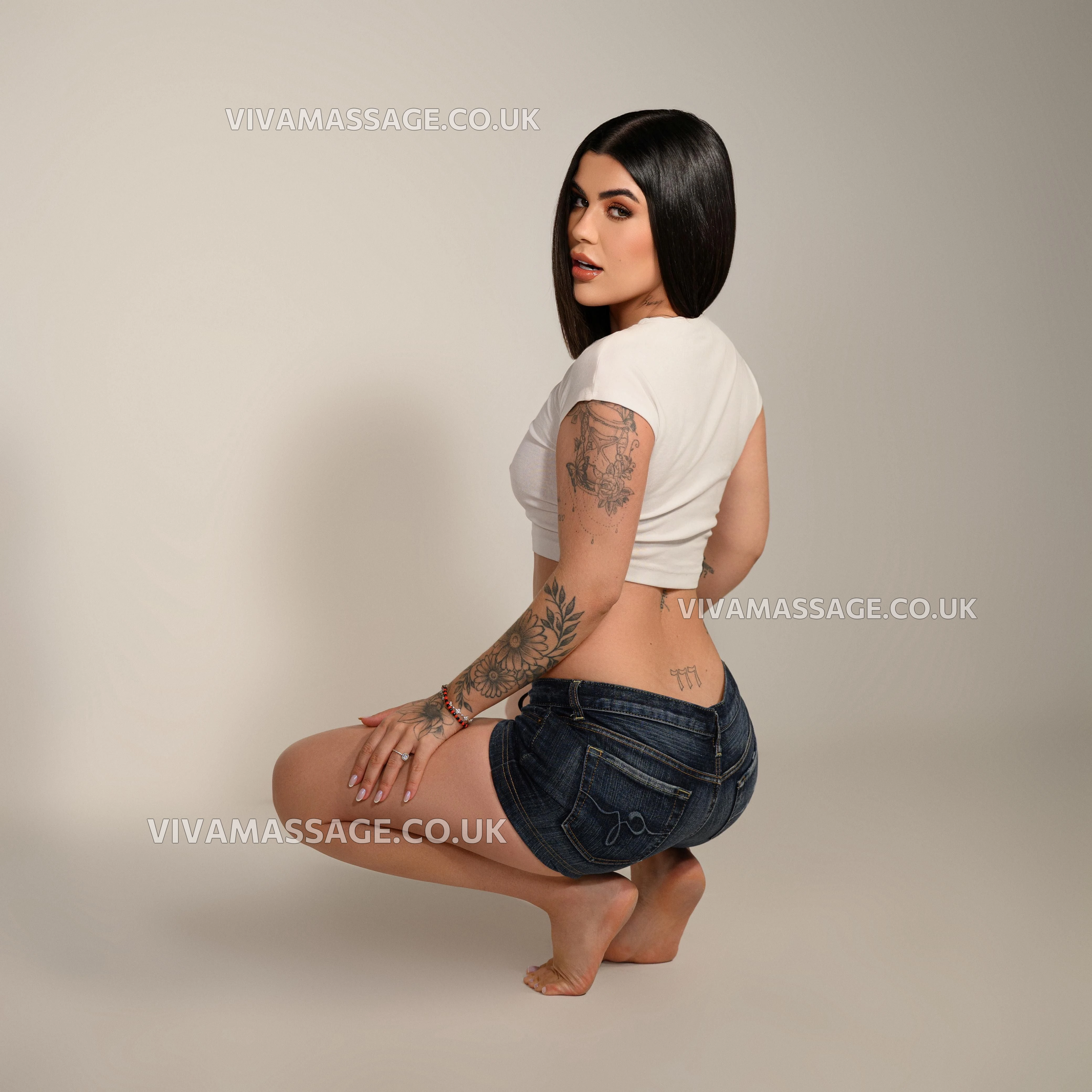 Photo 6 of Cleo-PartyGirl