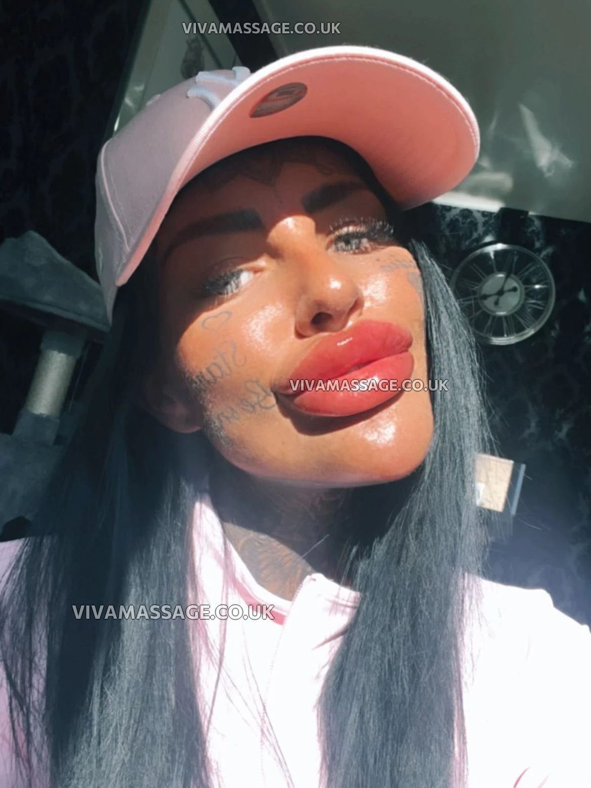 Photo 1 of ENGLISH SAPPHIRE XXX