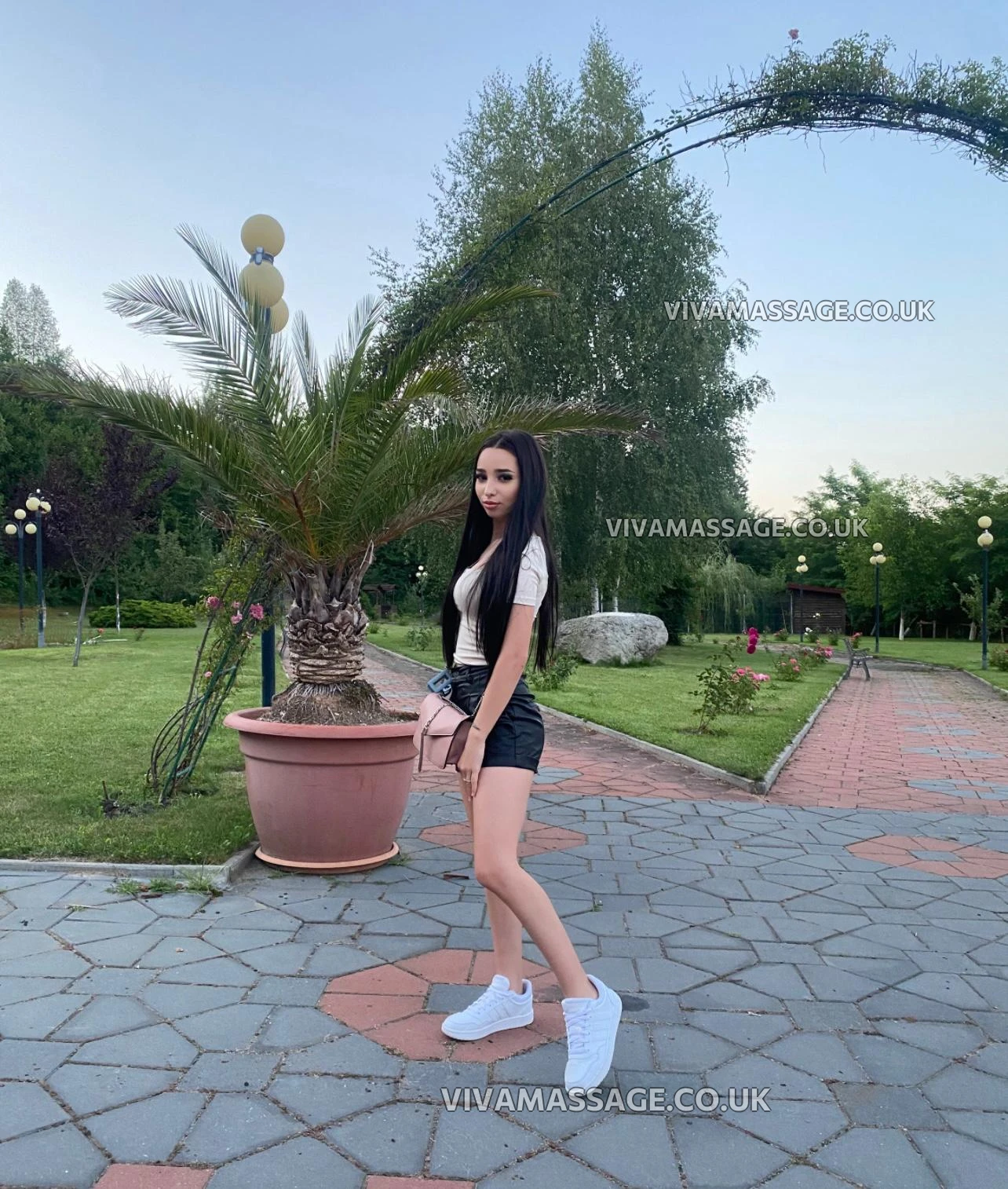 Photo 22 of Adda~Love