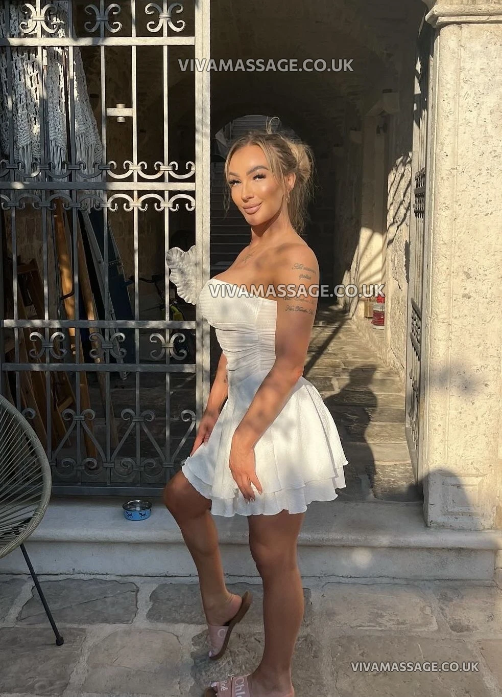 Photo 12 of English Carmela