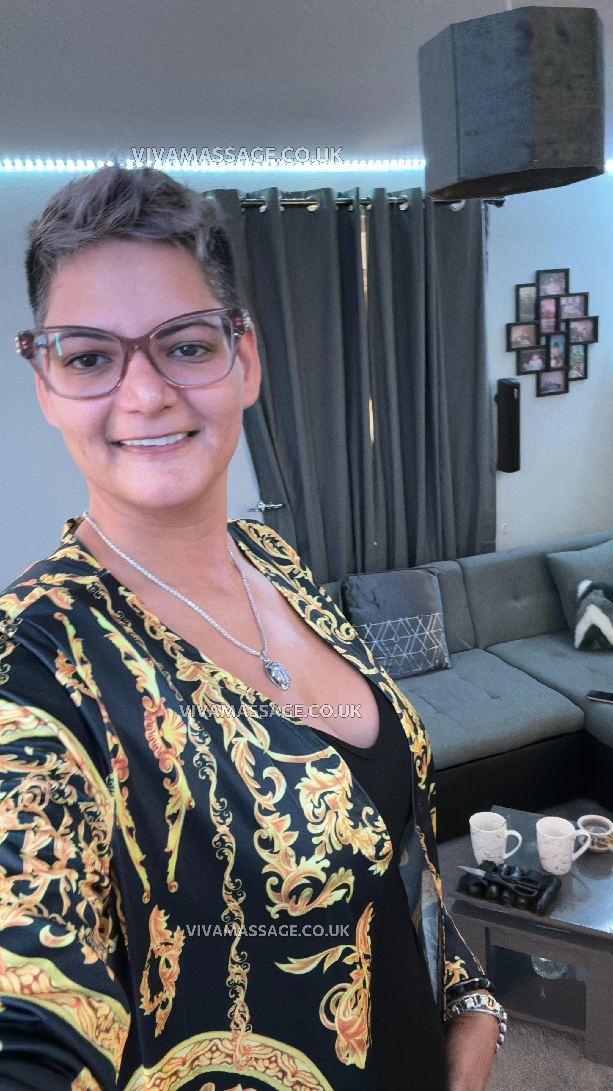 Photo 3 of NaughtyAlice92