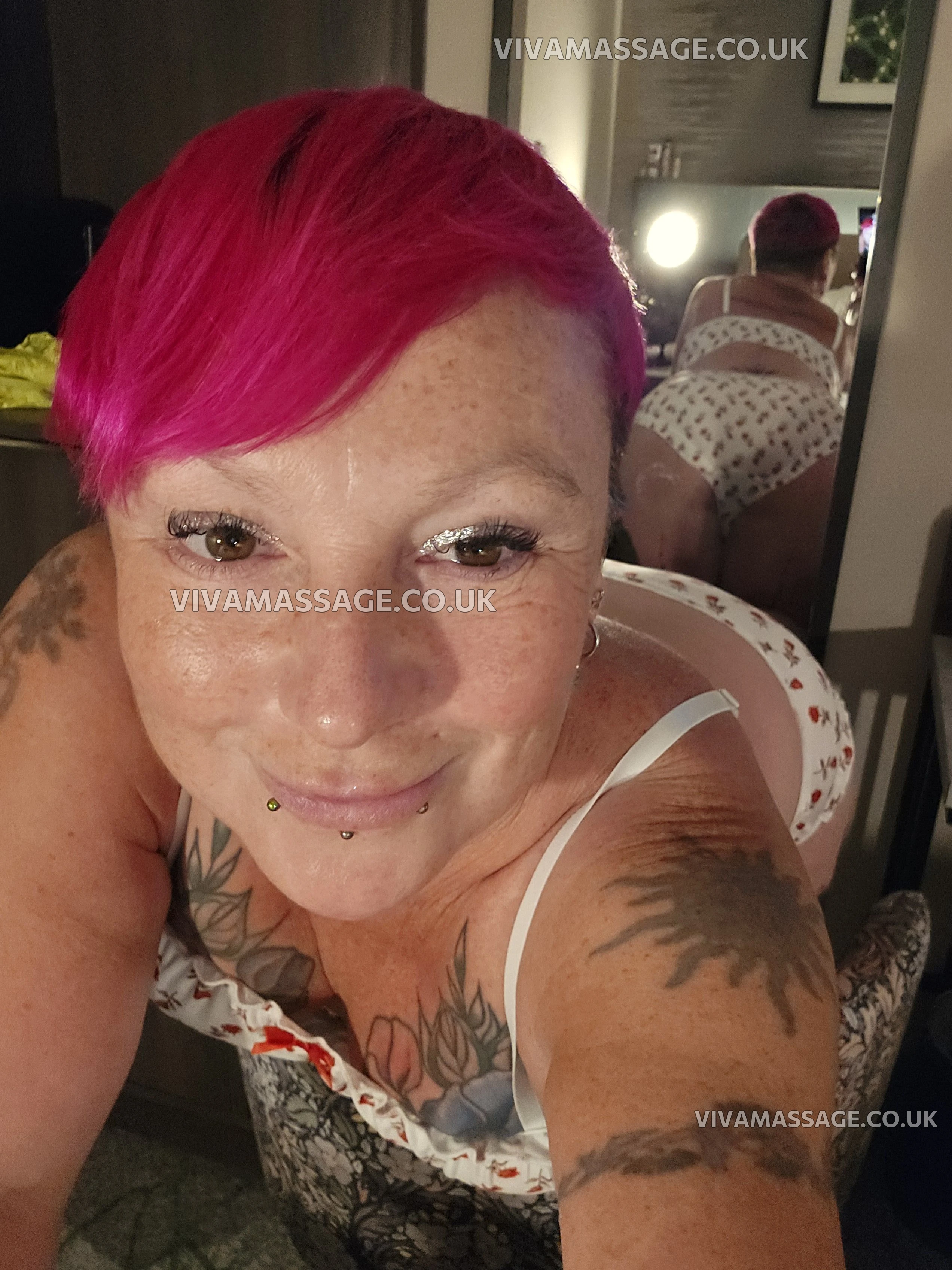 Photo 21 of Lydia-H! 