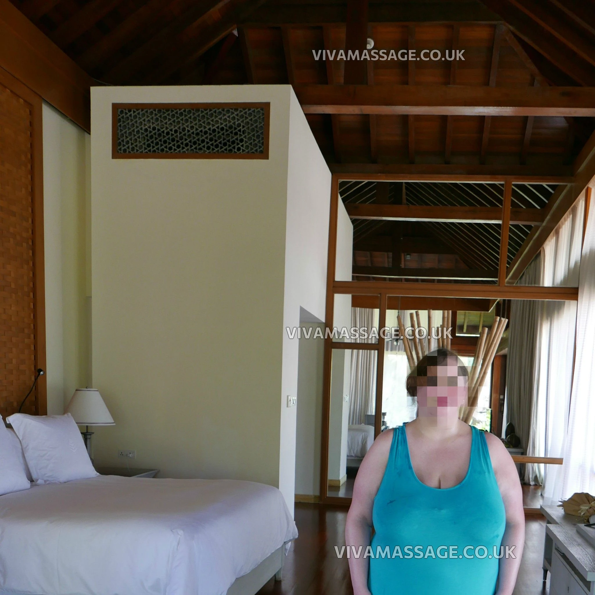 Photo 11 of Busty Caledonia