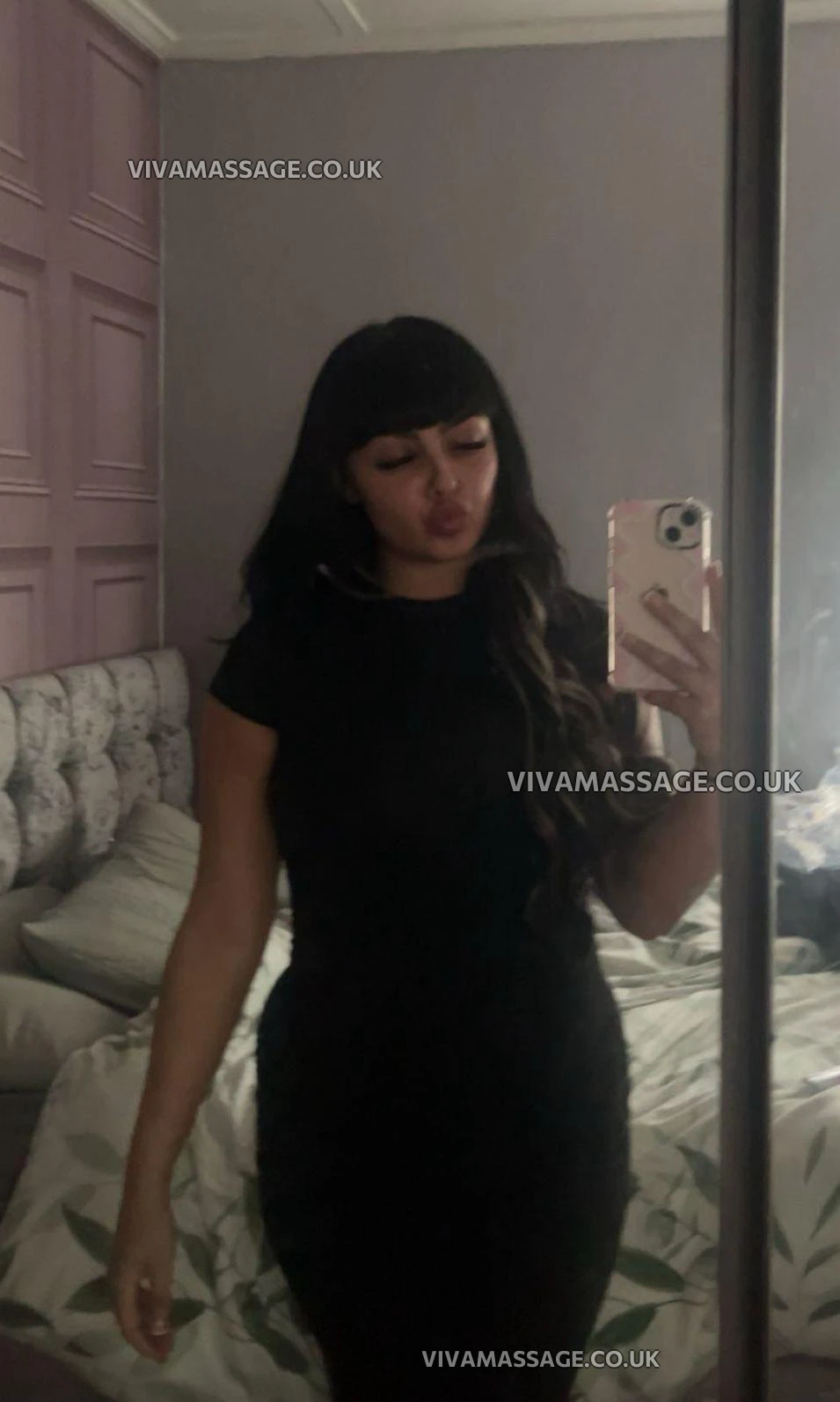 Photo 16 of EnglishOliviaRosex