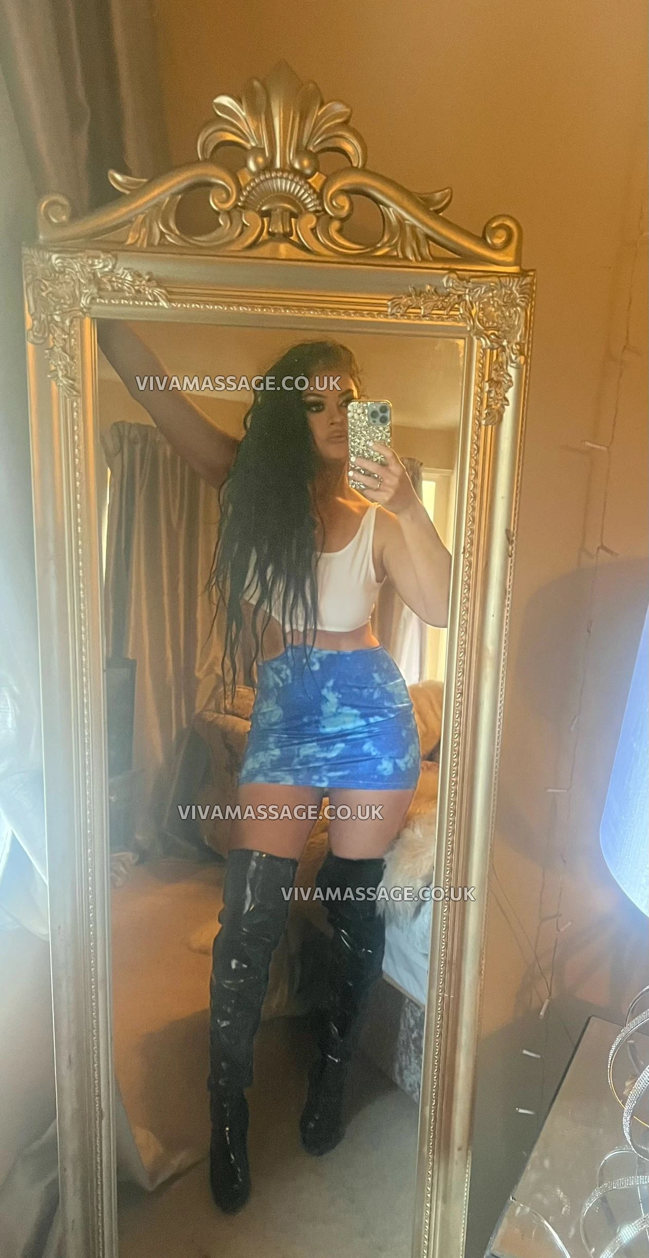 Photo 12 of Alana Amor