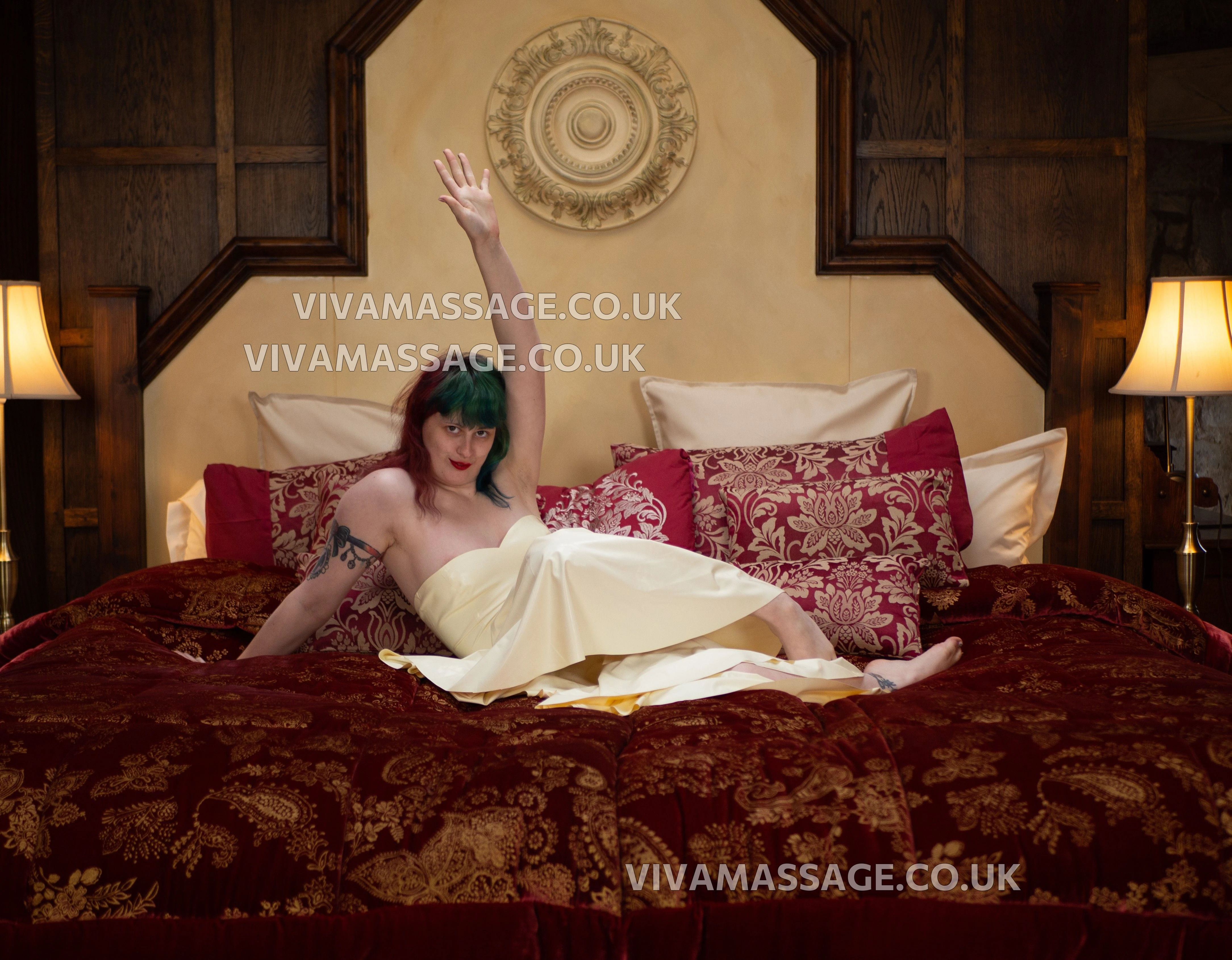 Photo 21 of Porcelain-Victoria