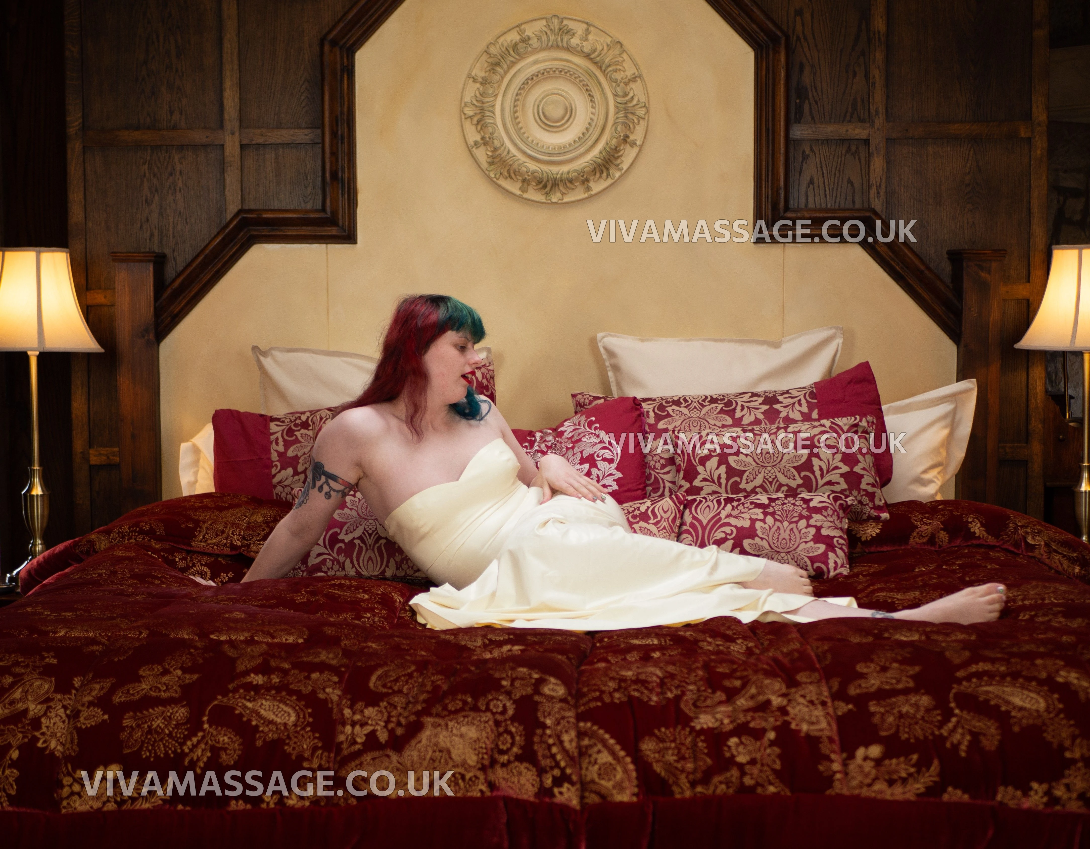 Photo 17 of Porcelain-Victoria