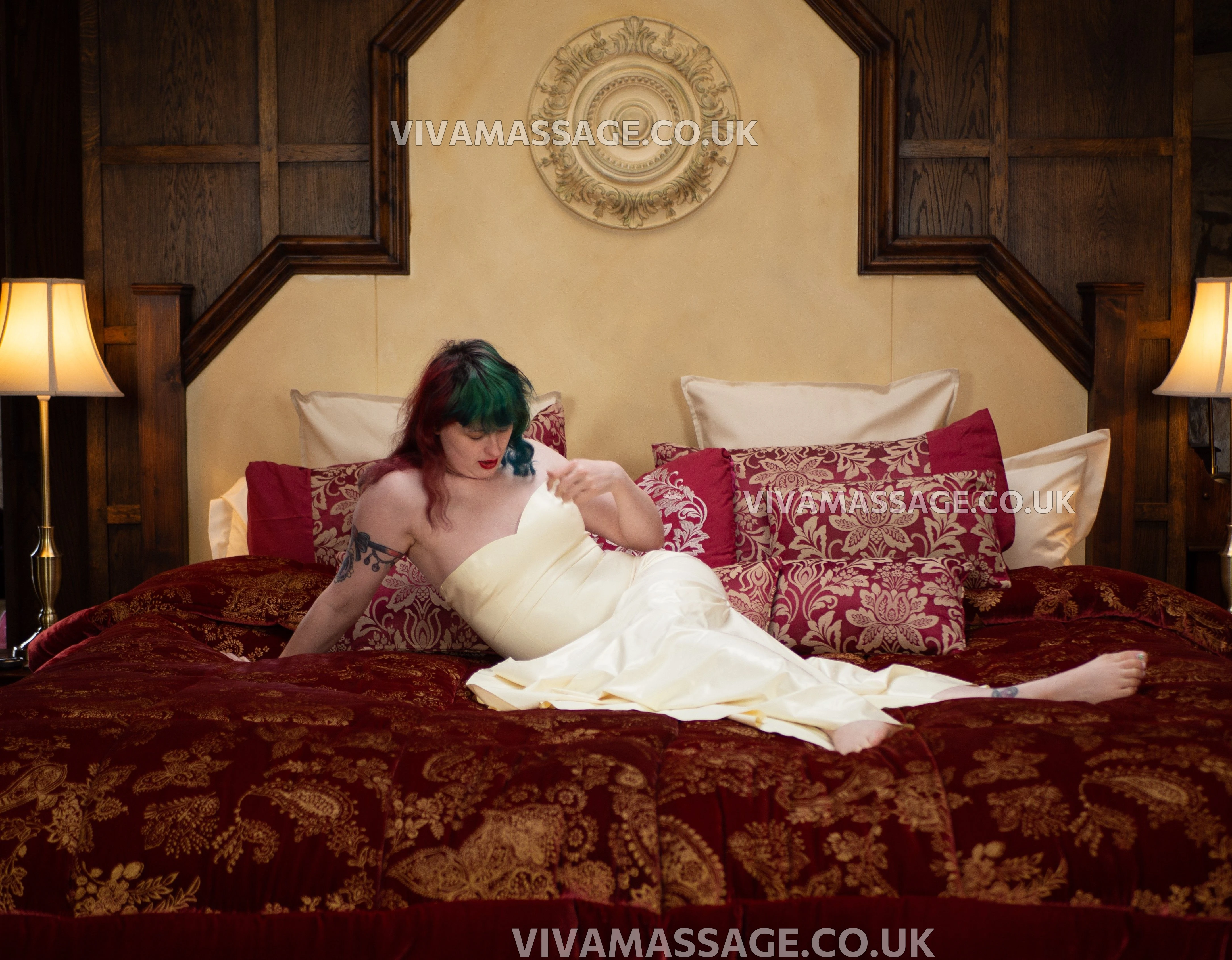 Photo 18 of Porcelain-Victoria