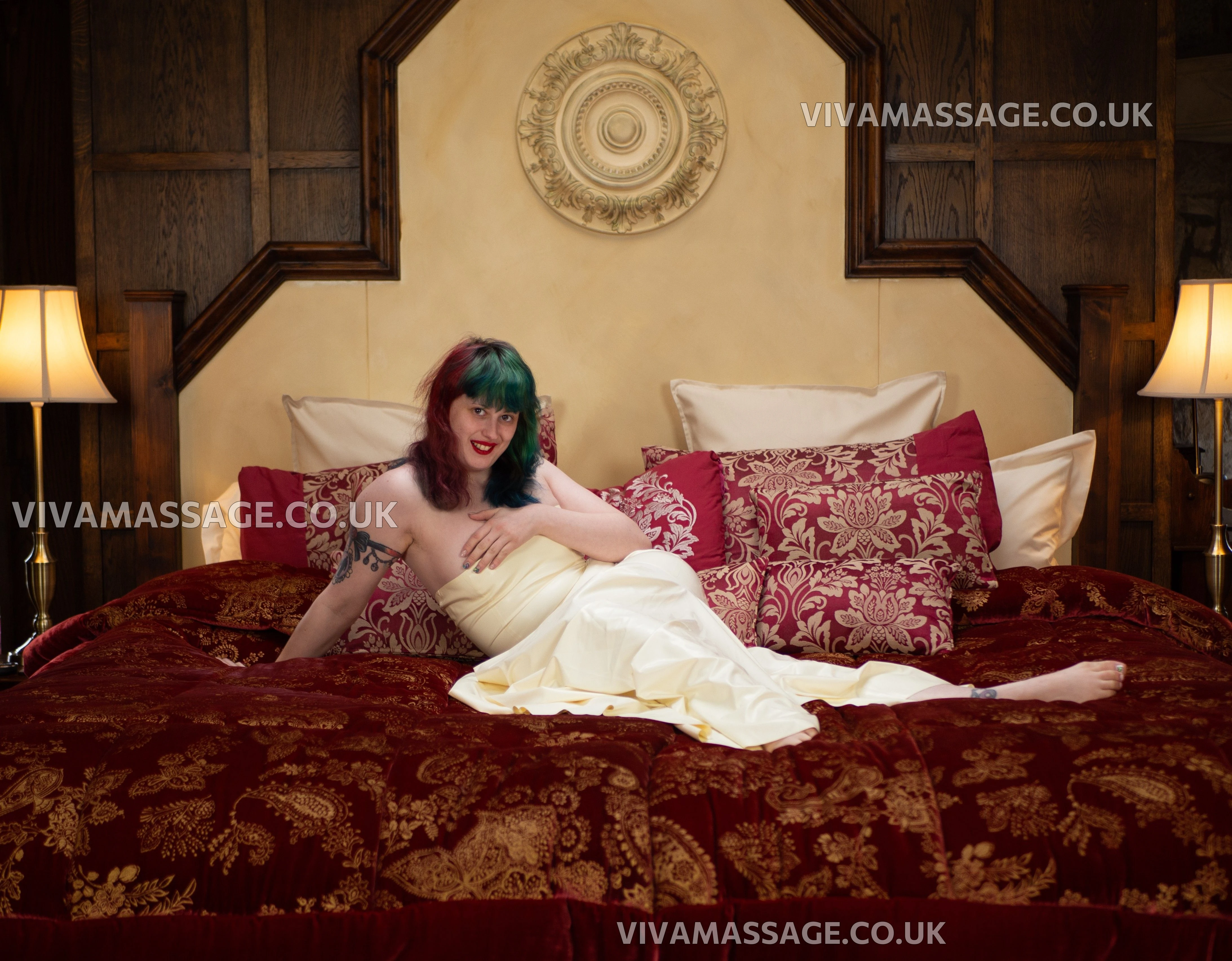 Photo 19 of Porcelain-Victoria