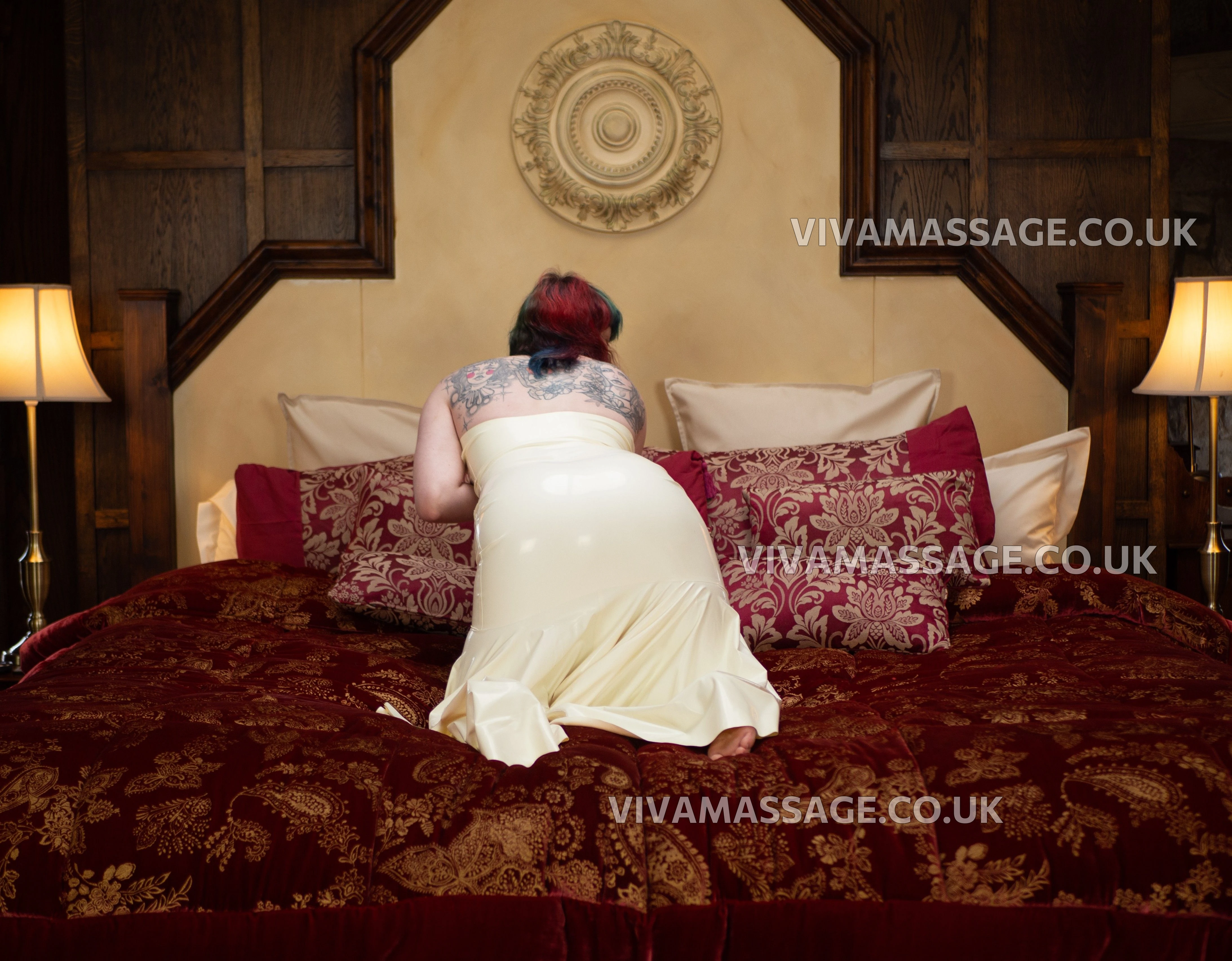 Photo 25 of Porcelain-Victoria