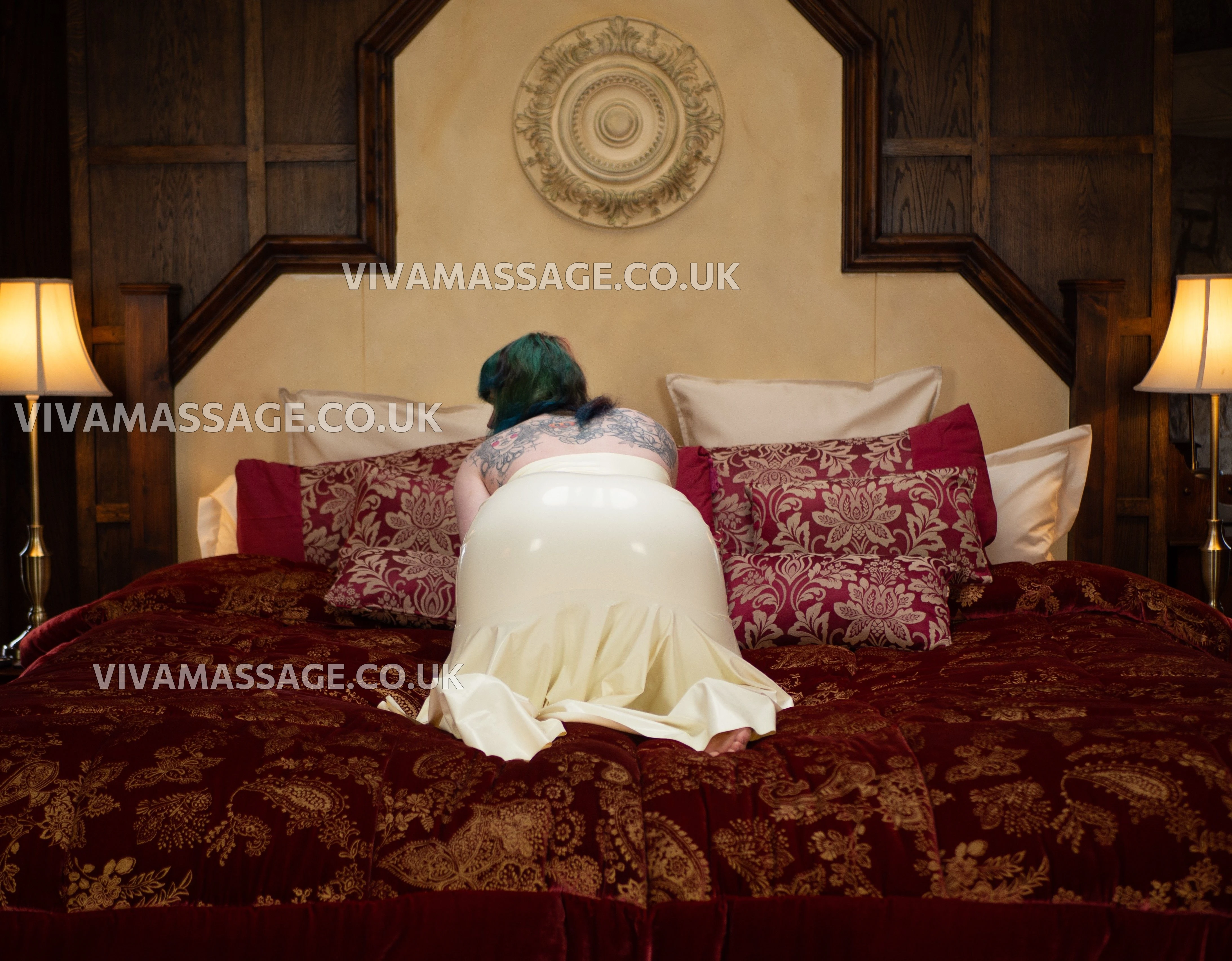 Photo 89 of Porcelain-Victoria