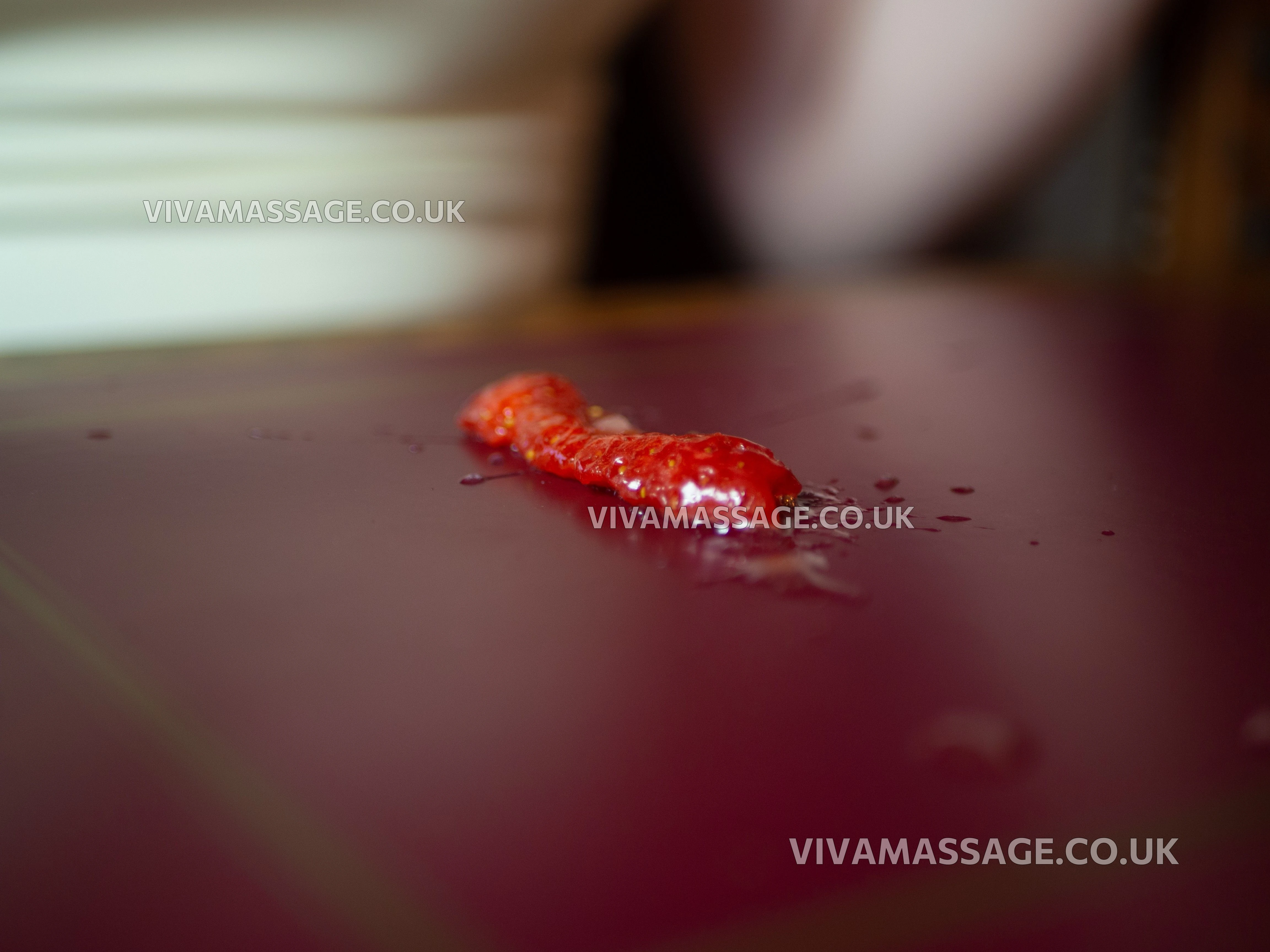 Photo 29 of Porcelain-Victoria