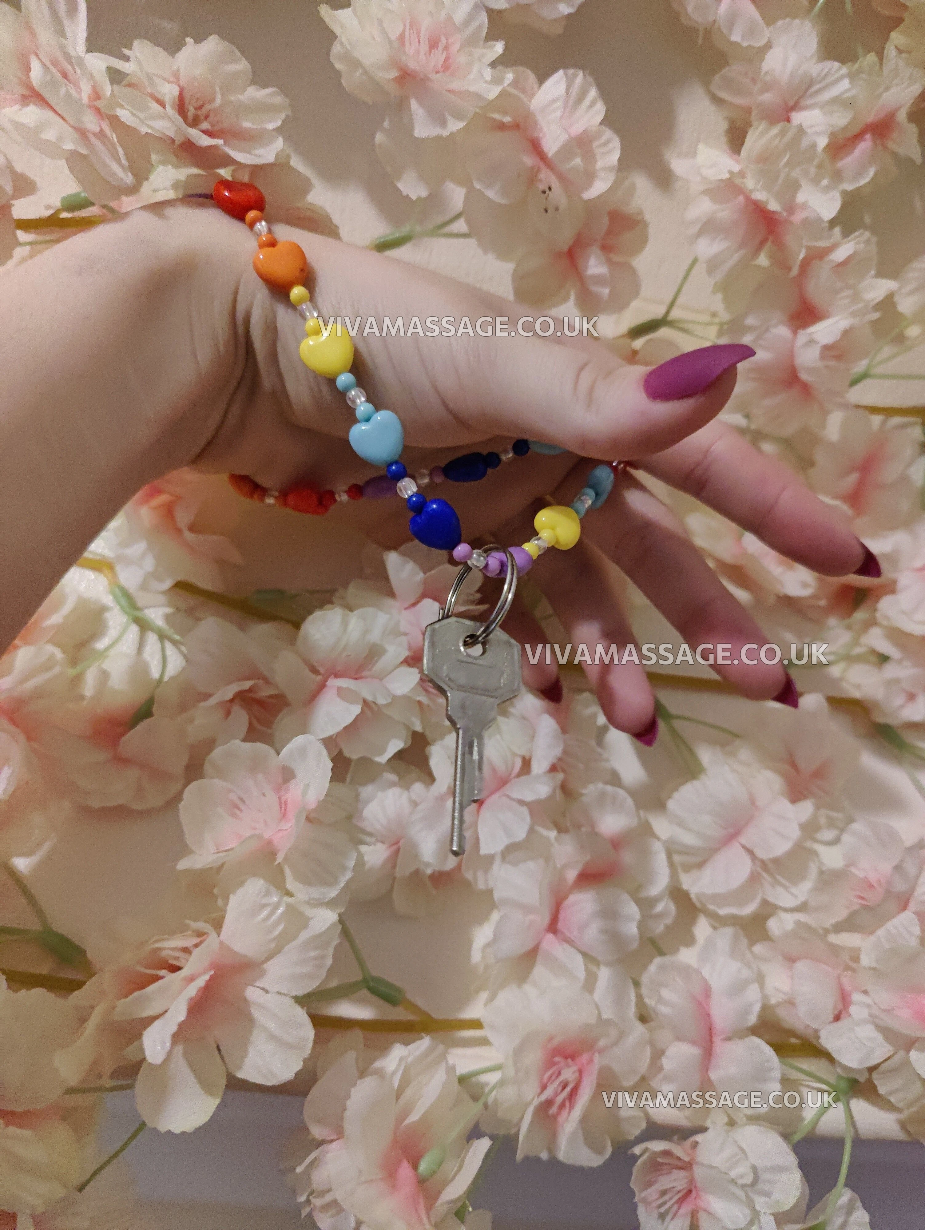 Photo 75 of Porcelain-Victoria