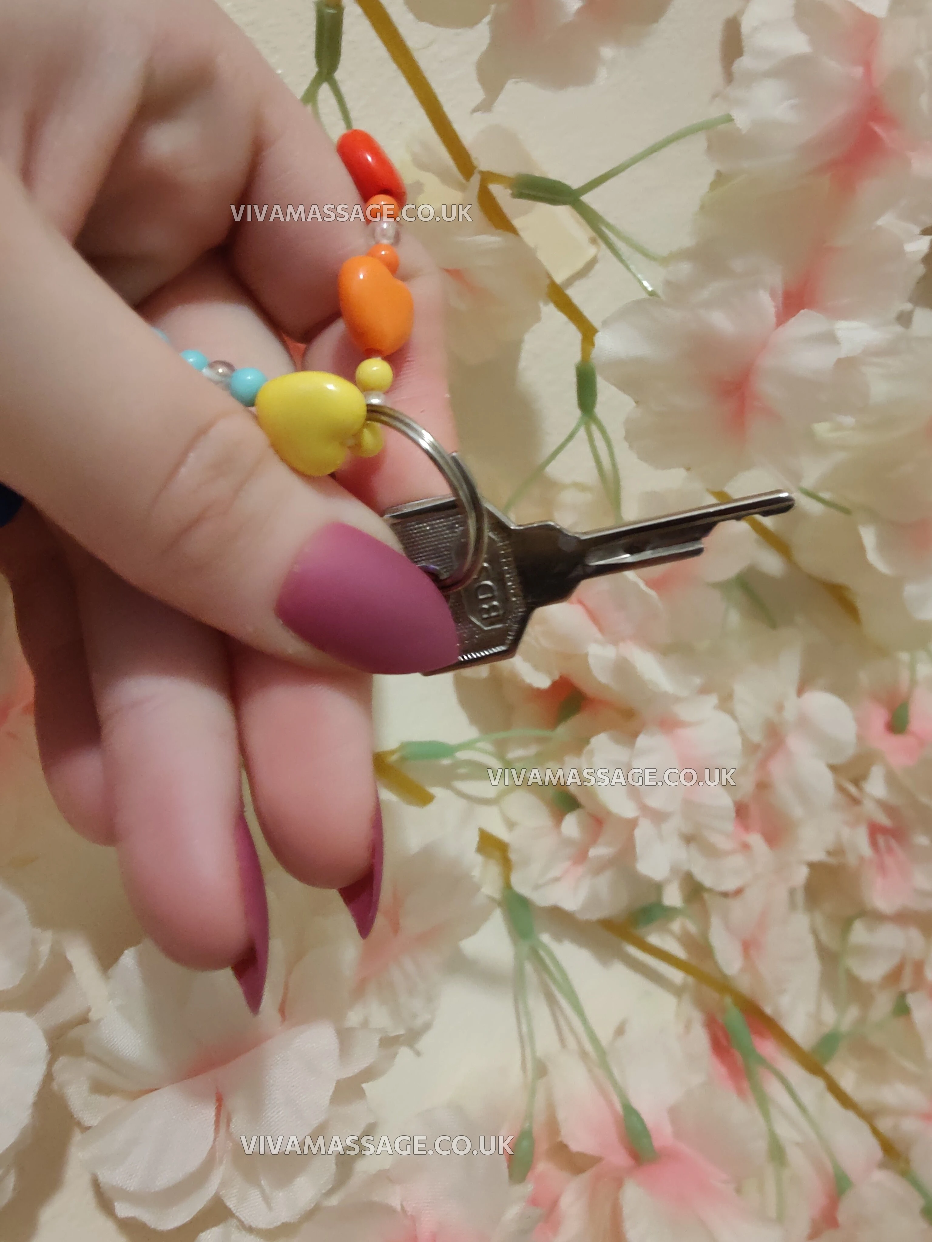 Photo 71 of Porcelain-Victoria