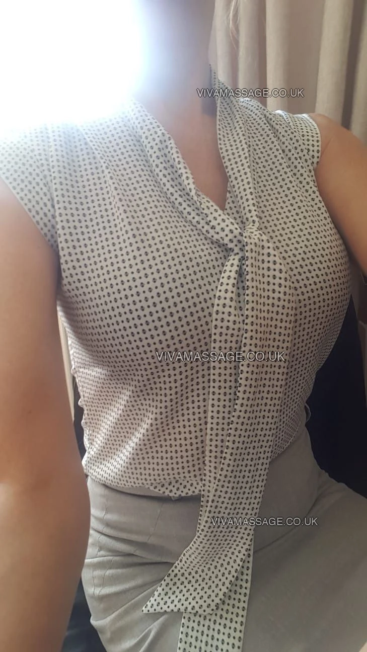 Photo 43 of secretary_4_u