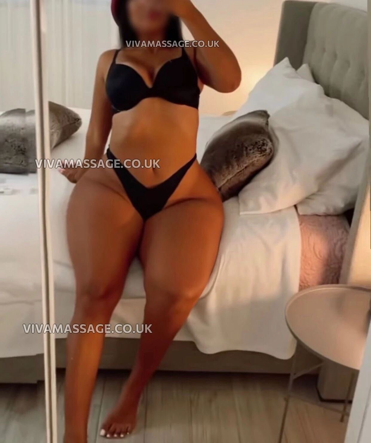 Photo 7 of SexyyArabCleo