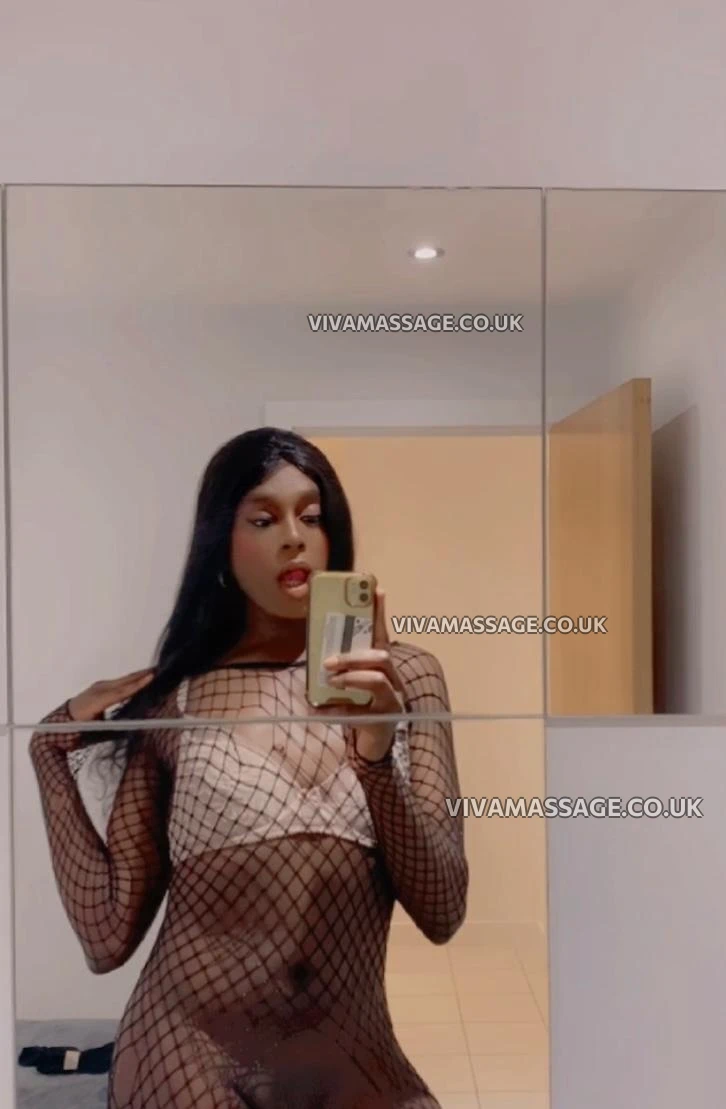 Photo 3 of MissLisaxo