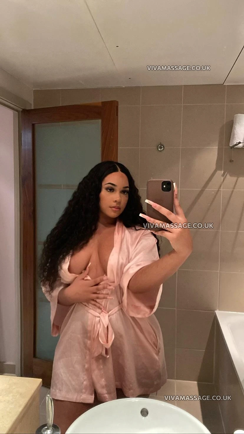 Photo 82 of SweetAlina