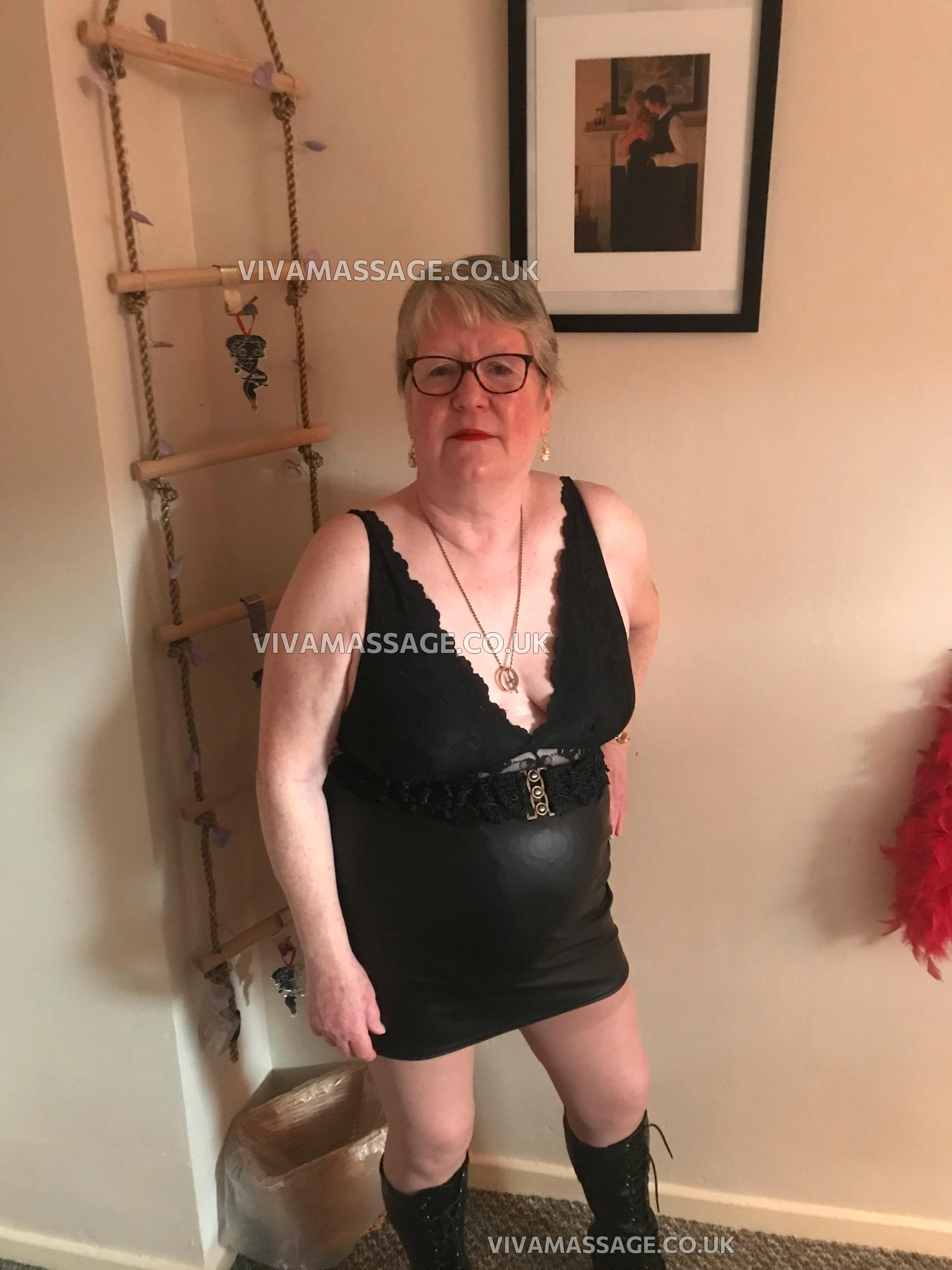 Photo 13 of ms silk & satin