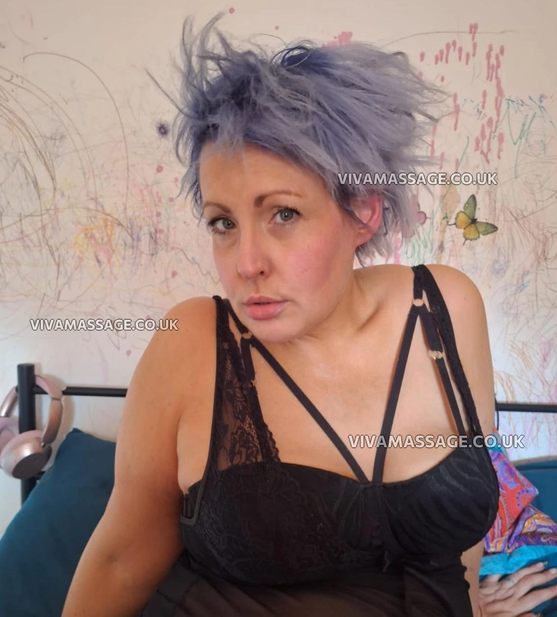 Photo 1 of Bisious-Papillon7