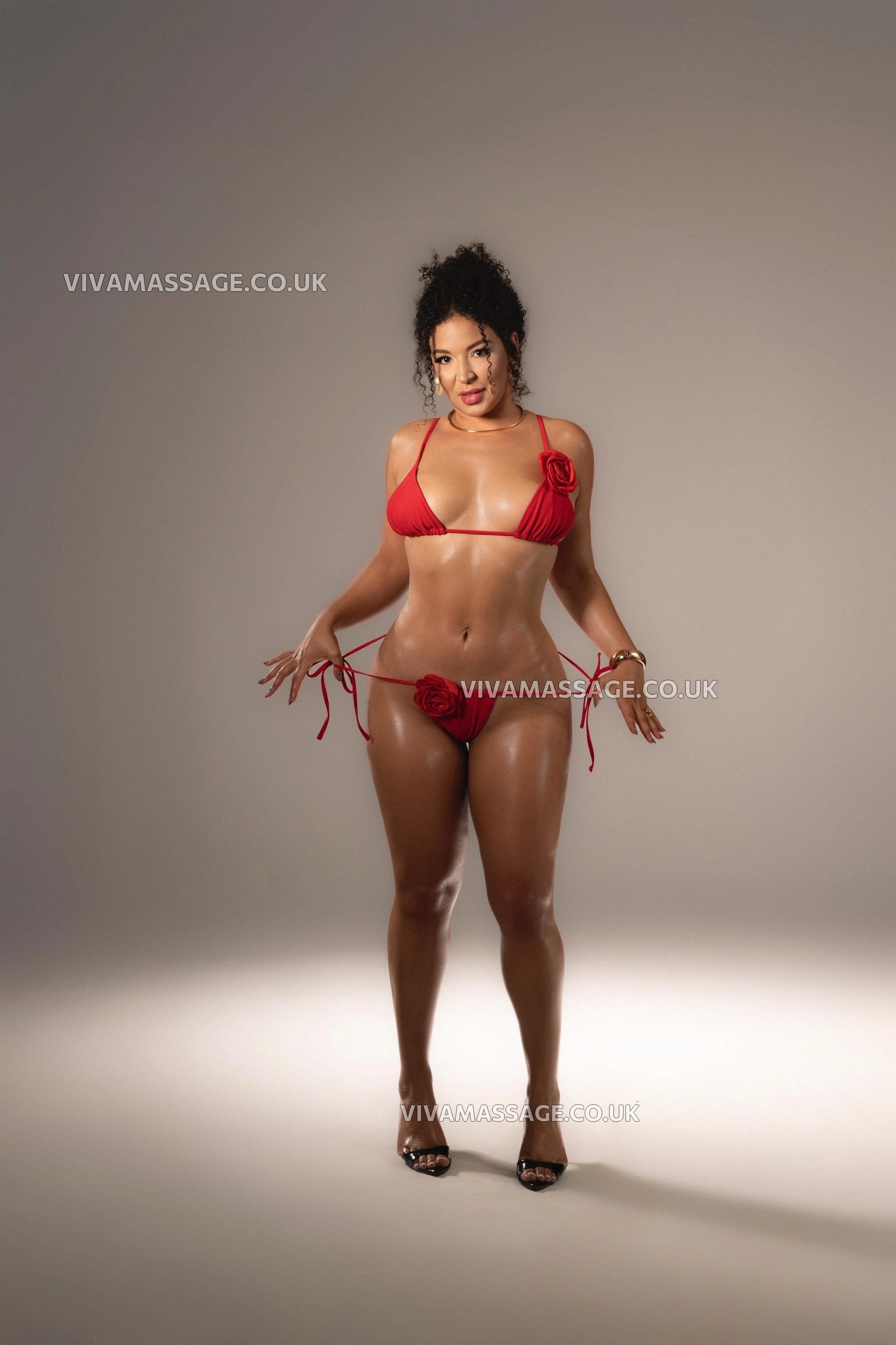 Photo 19 of LAURAVASCONCELOS