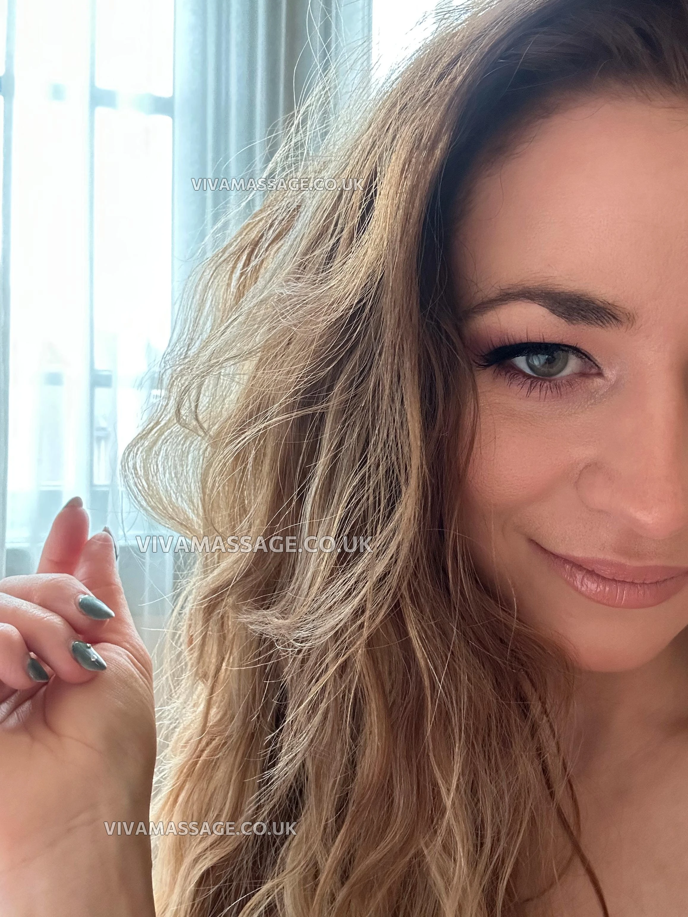 Photo 17 of Chelsey Peach