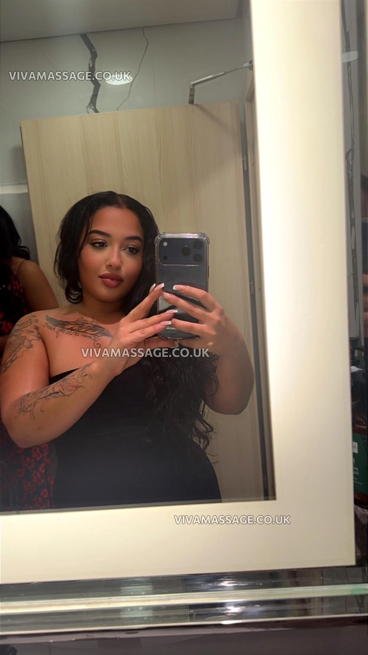 Photo 9 of Sexysalwaa