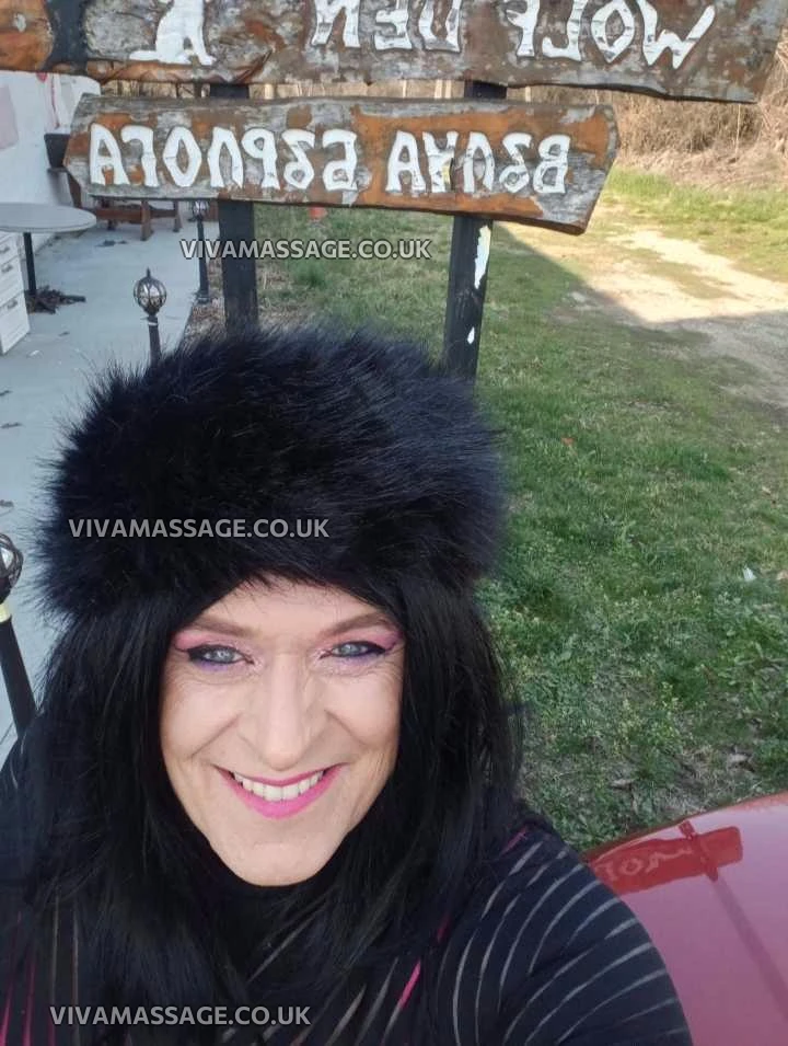 Photo 51 of Aliciatrannie