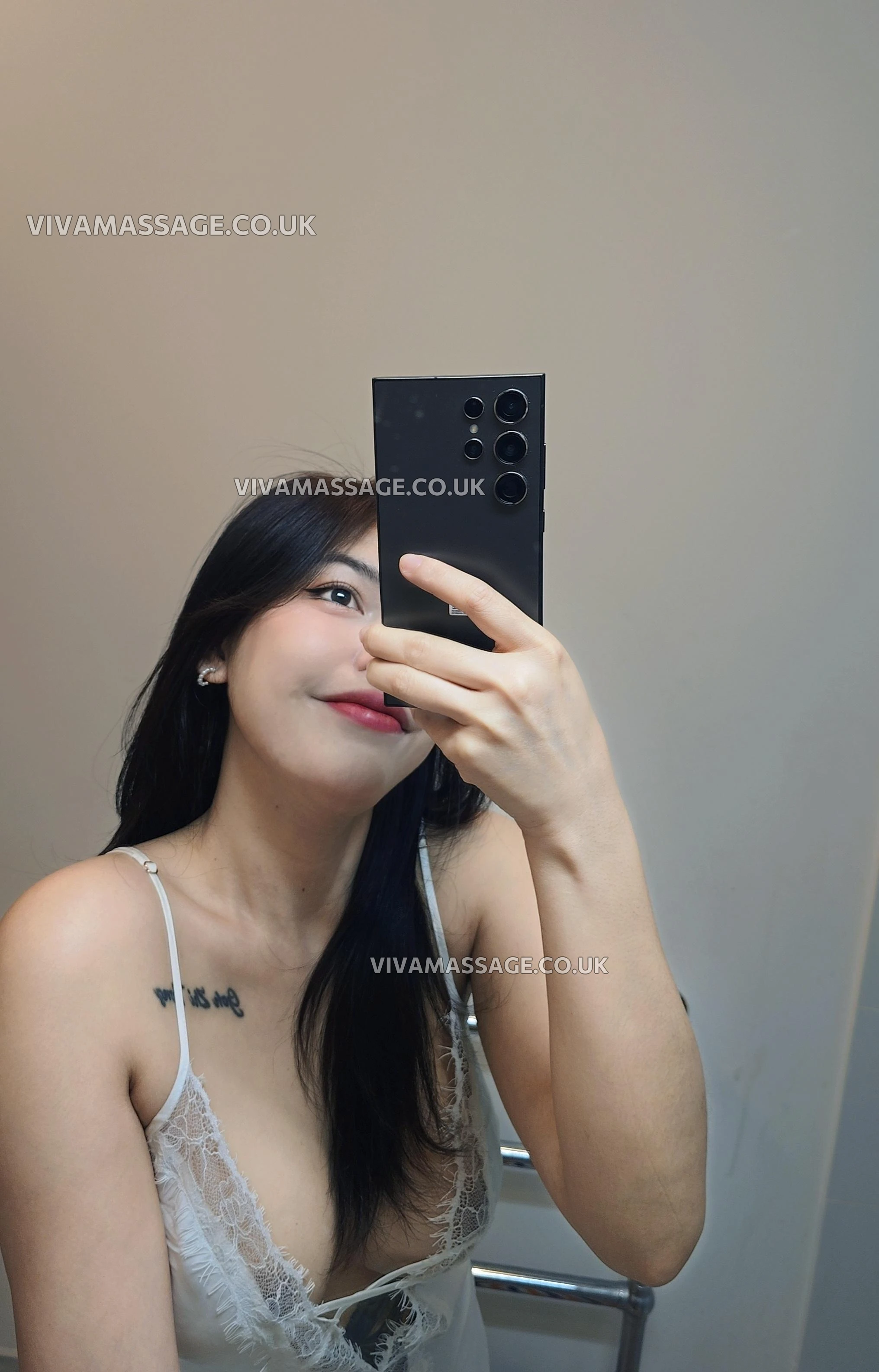 Photo 2 of DIA Diamond