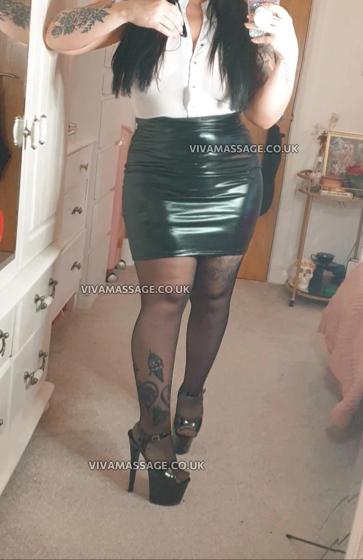 Photo 1 of Little_Hattie