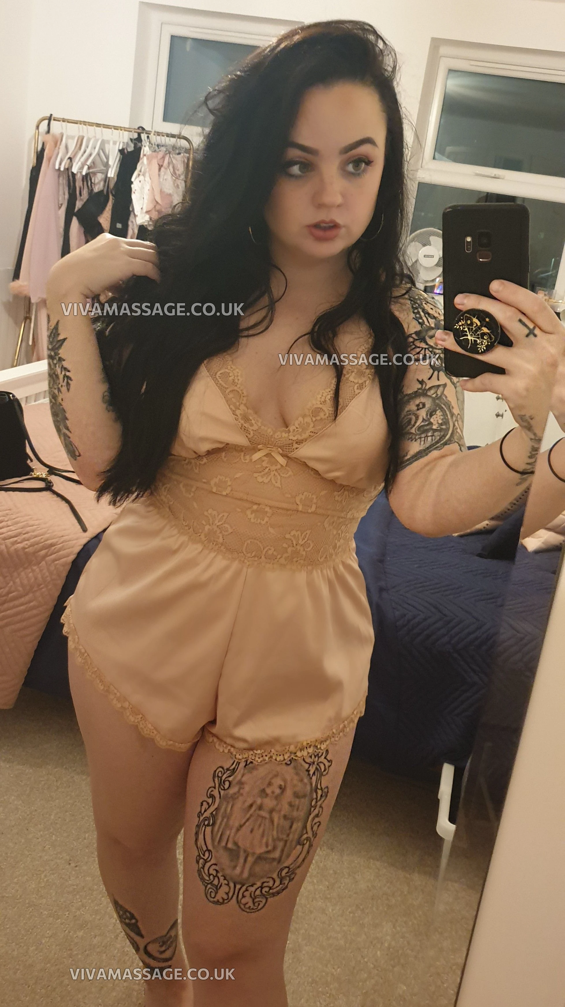 Photo 19 of Little_Hattie