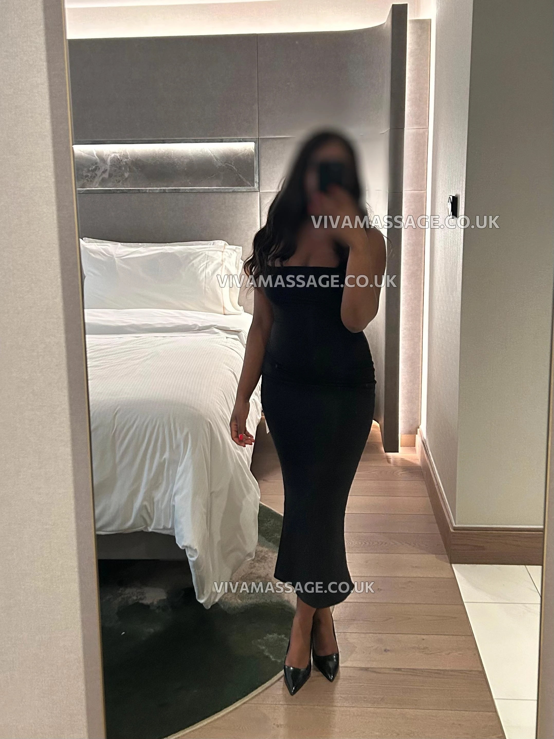 Photo 3 of Chelsea Love 