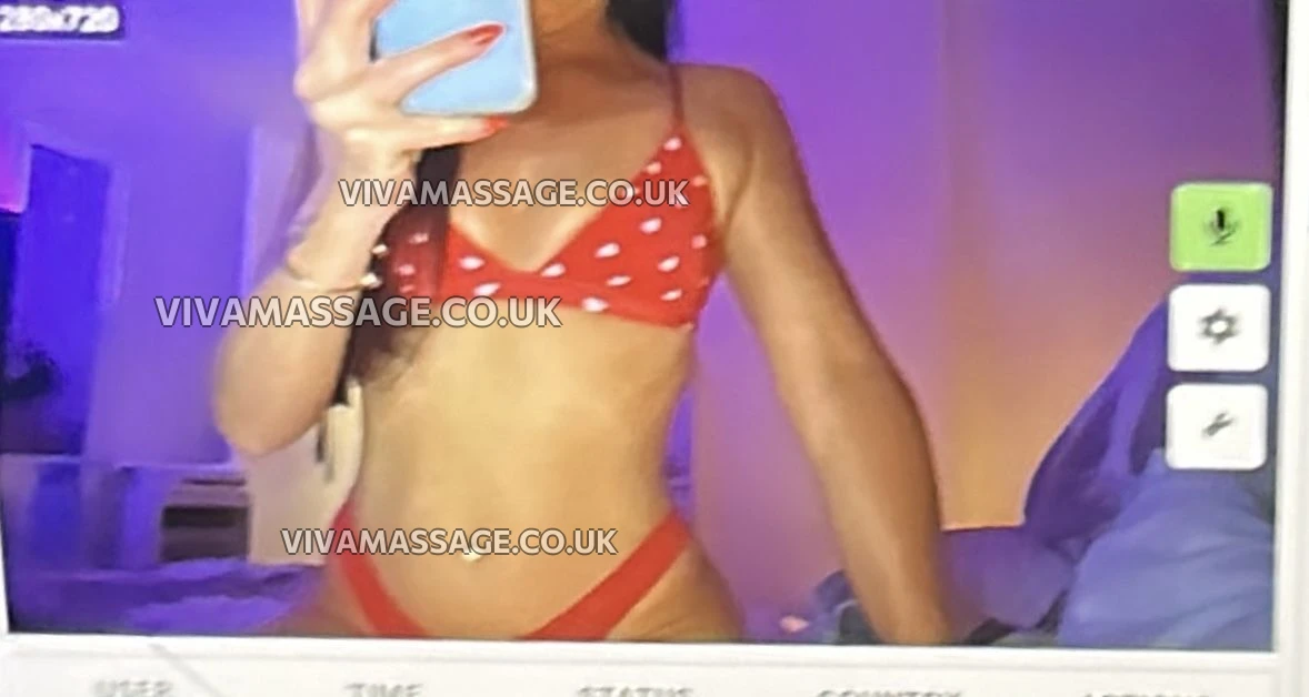 Photo 3 of Dani_Dainty