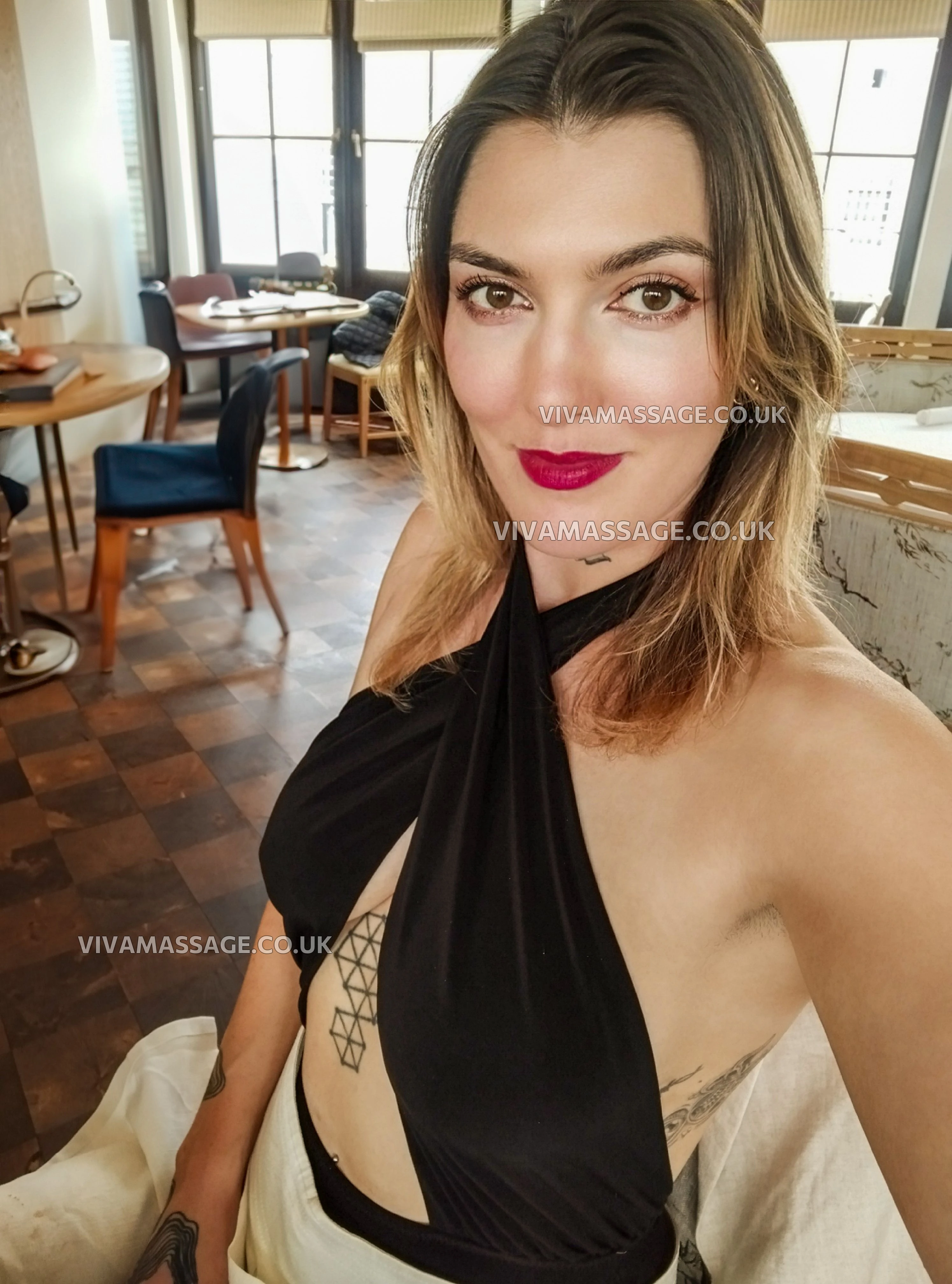 Photo 26 of Miss Simone Reage