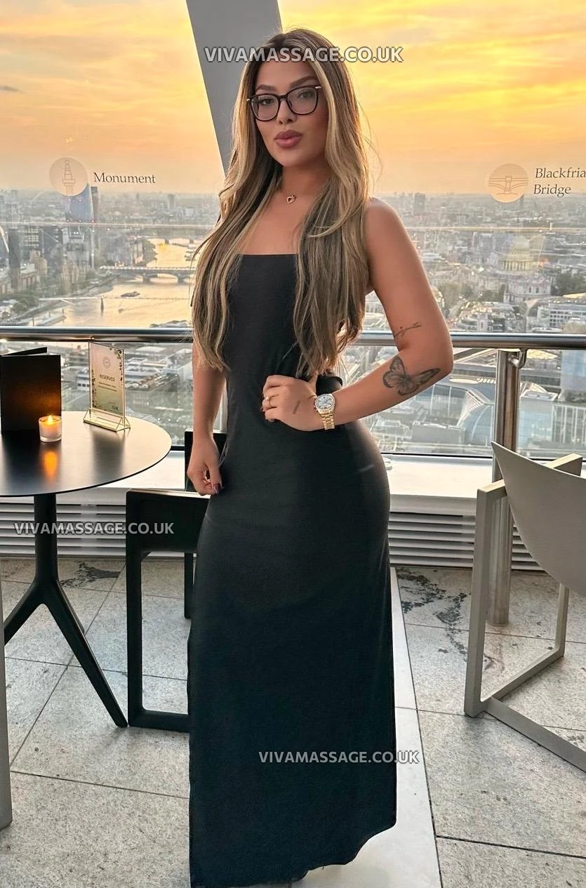 Photo 5 of MIA MORETTI