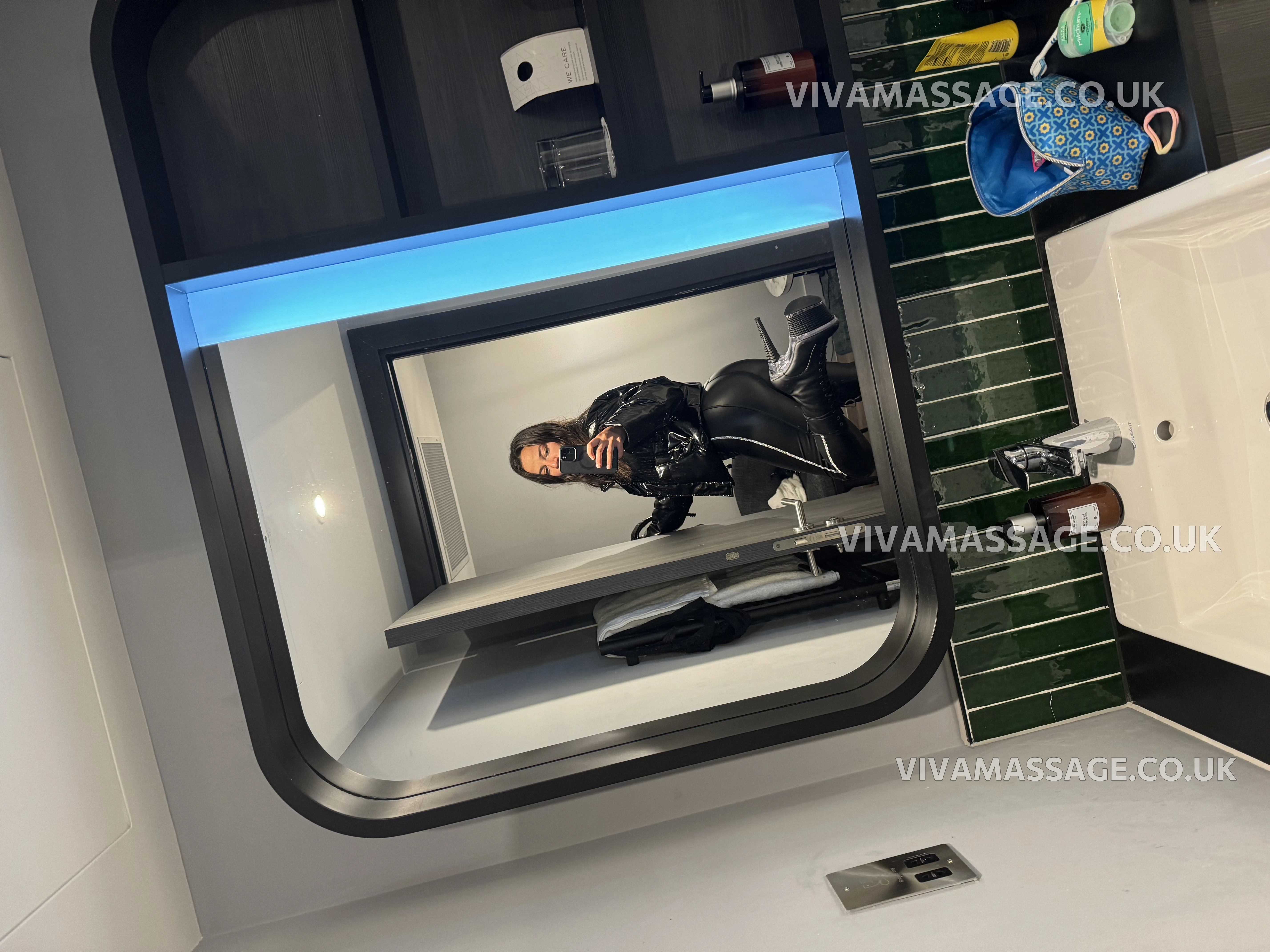 Photo 6 of ENGLISHROXANNEE