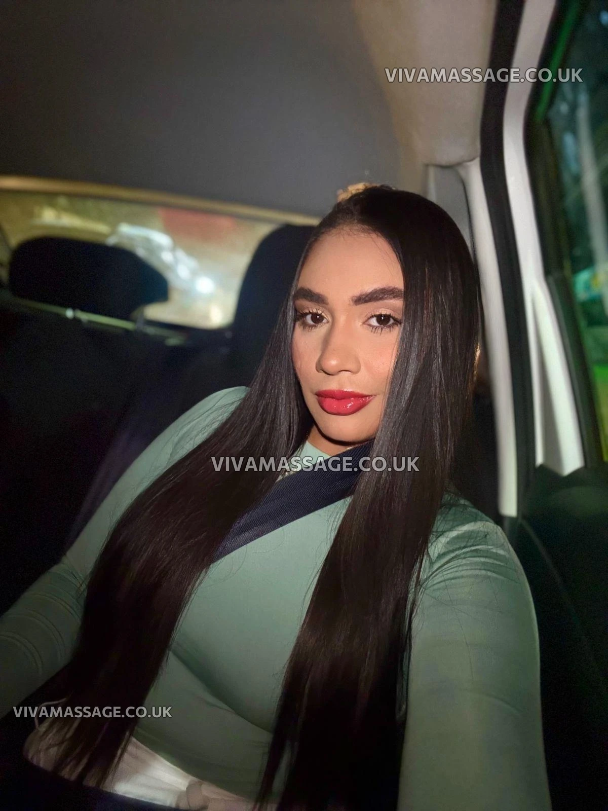 Photo 3 of BiaALLYOURS