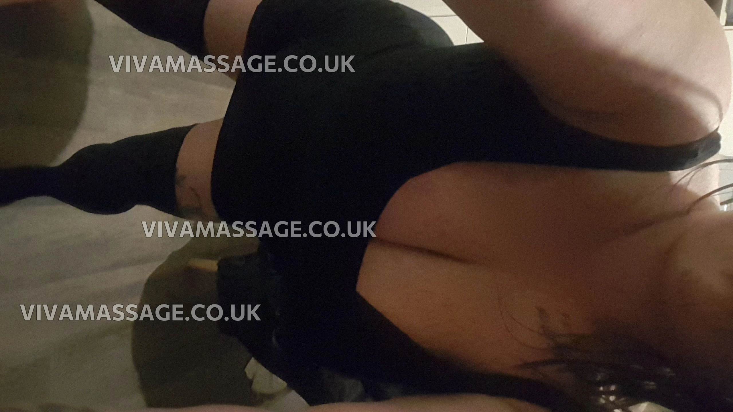 Photo 2 of Roxy-Dash-ENGLISH