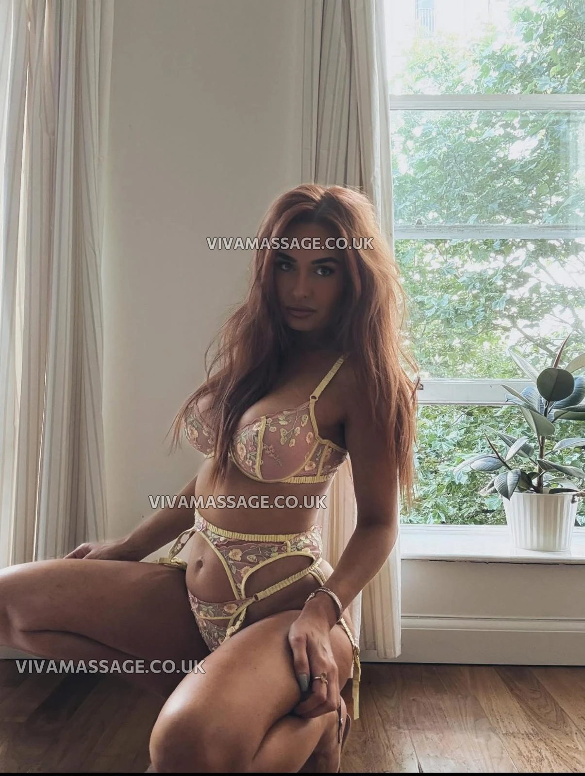 Photo 2 of BrunetteBarbie4u