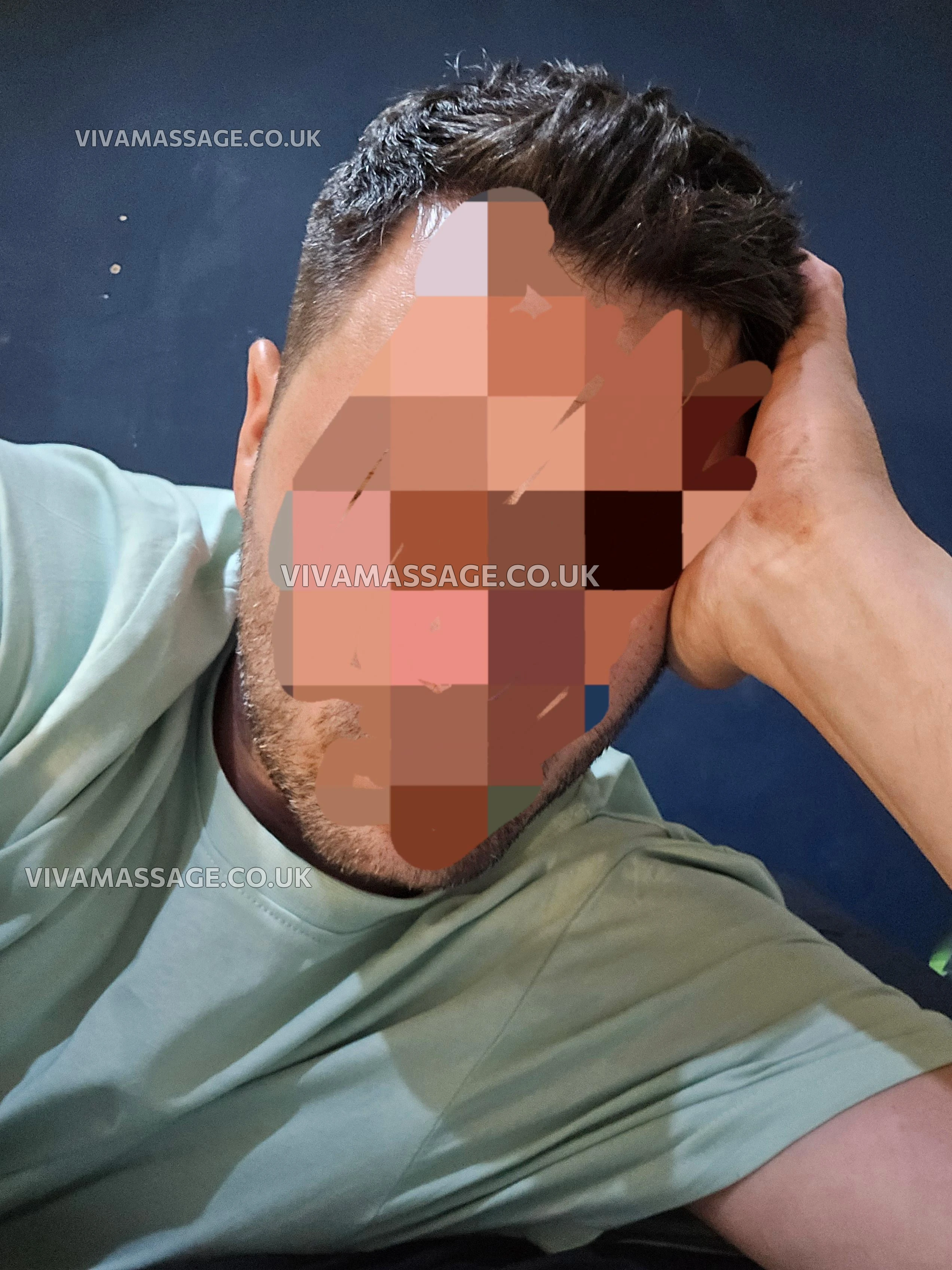 Photo 1 of Max's_World