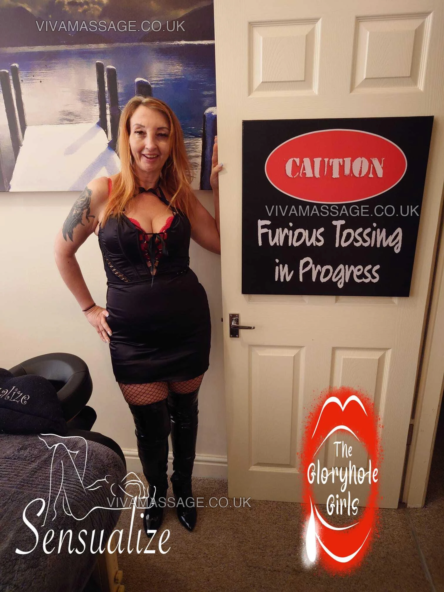 Photo 14 of Julie-Ize