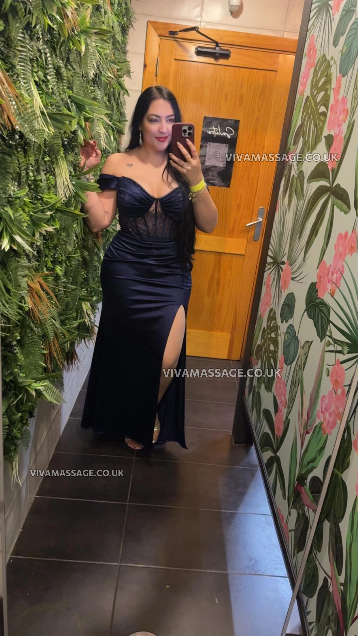 Photo 59 of Lara-Spanish