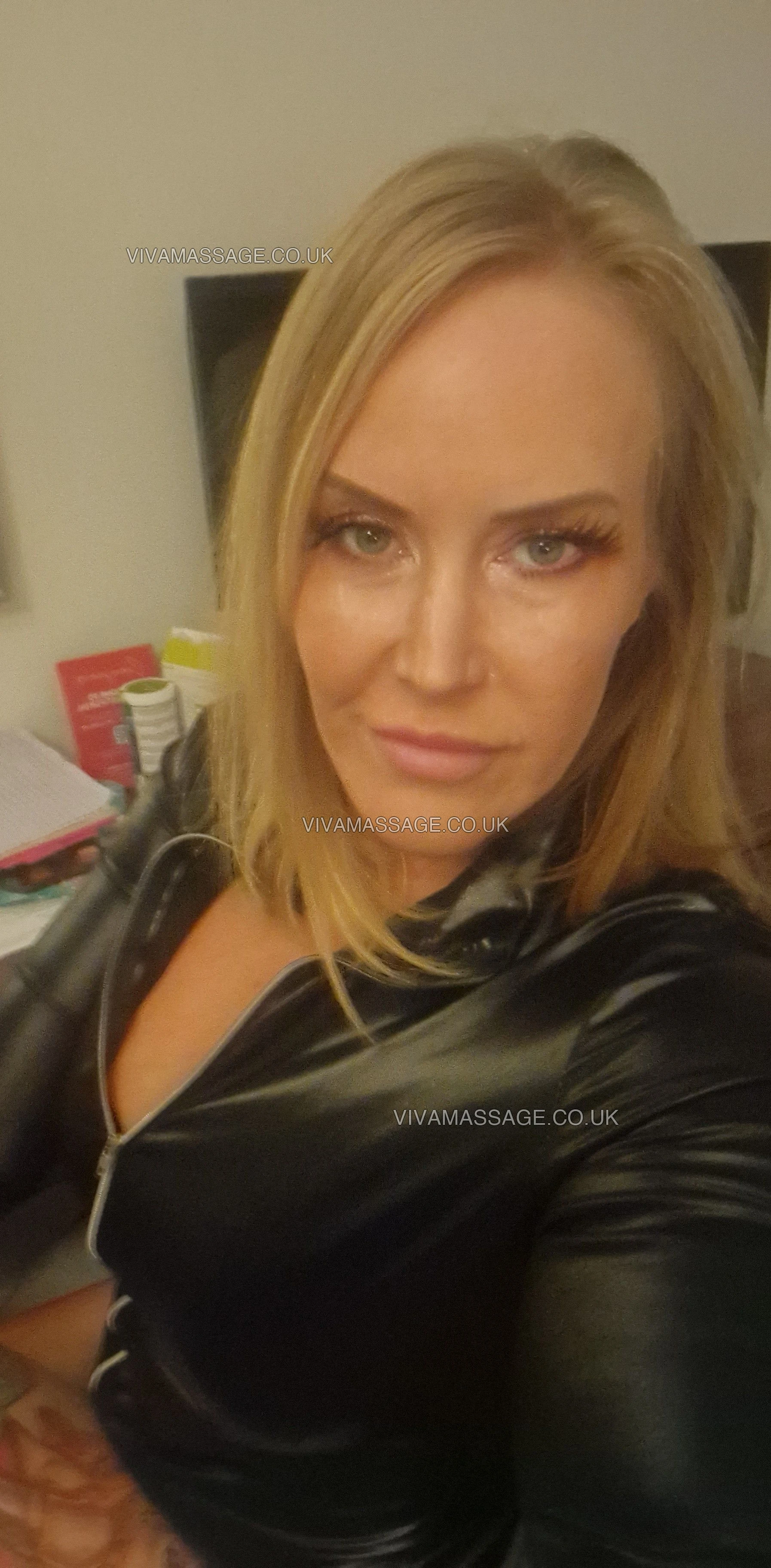 Photo 53 of Mackenziepage