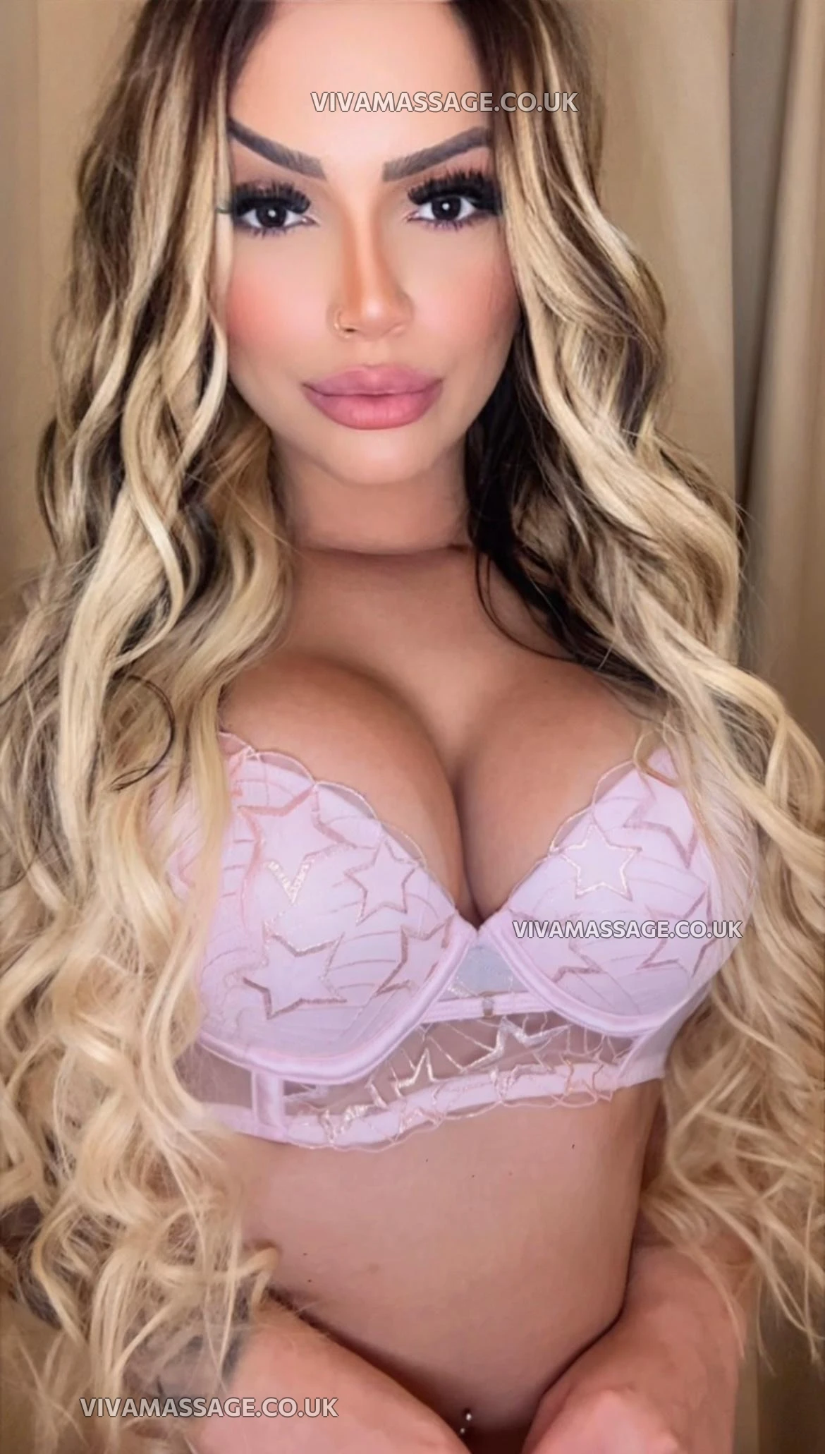 Photo 24 of GiovanaPartyGirl