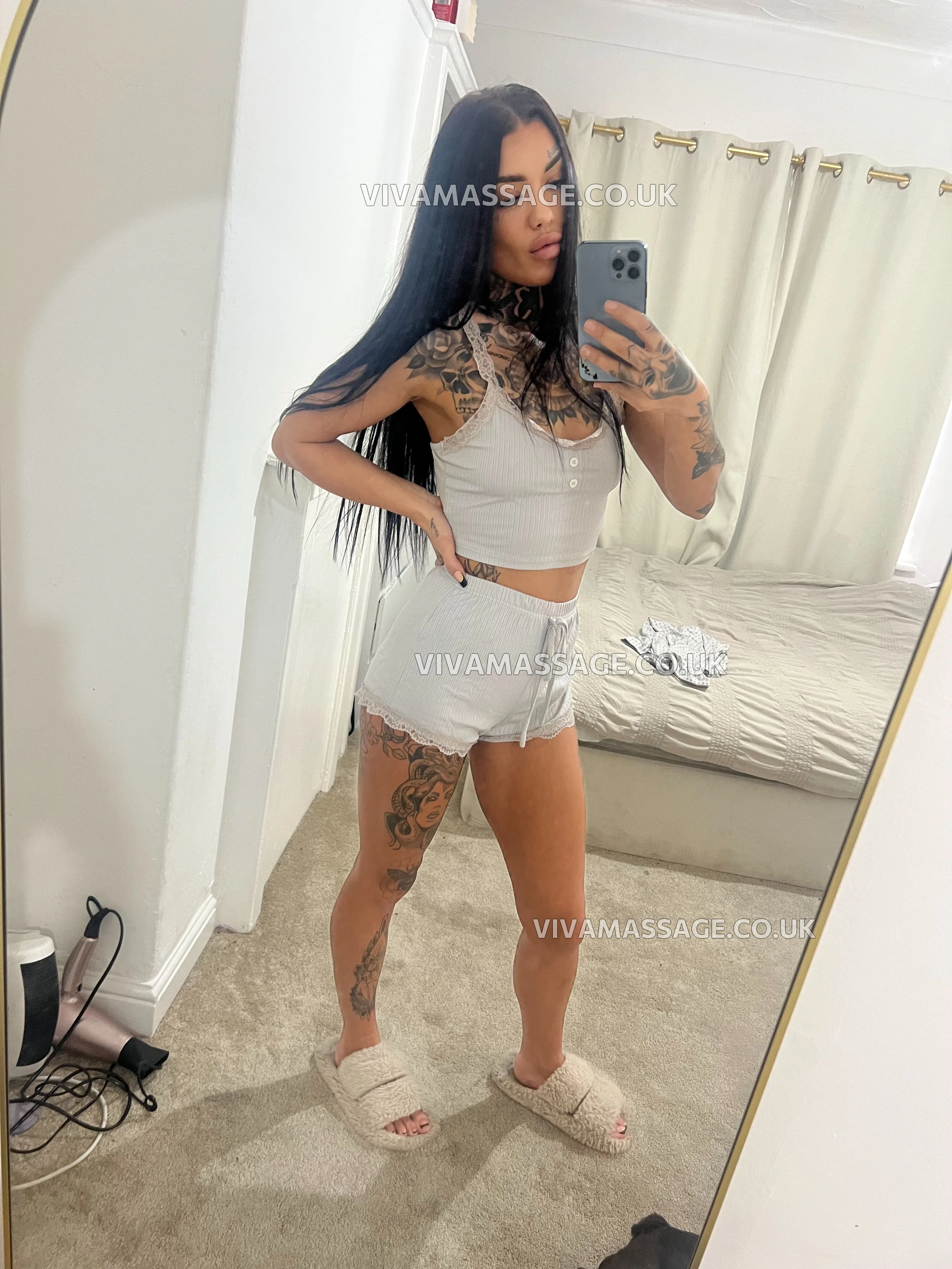 Photo 1 of NorthWestDiva