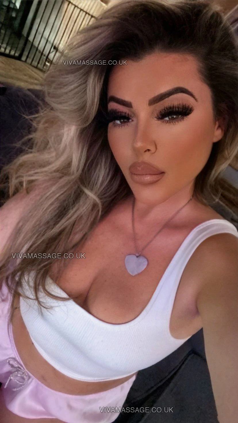 Photo 77 of Spicy seline 