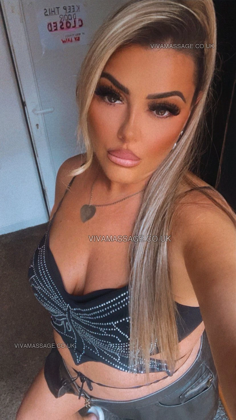 Photo 81 of Spicy seline 