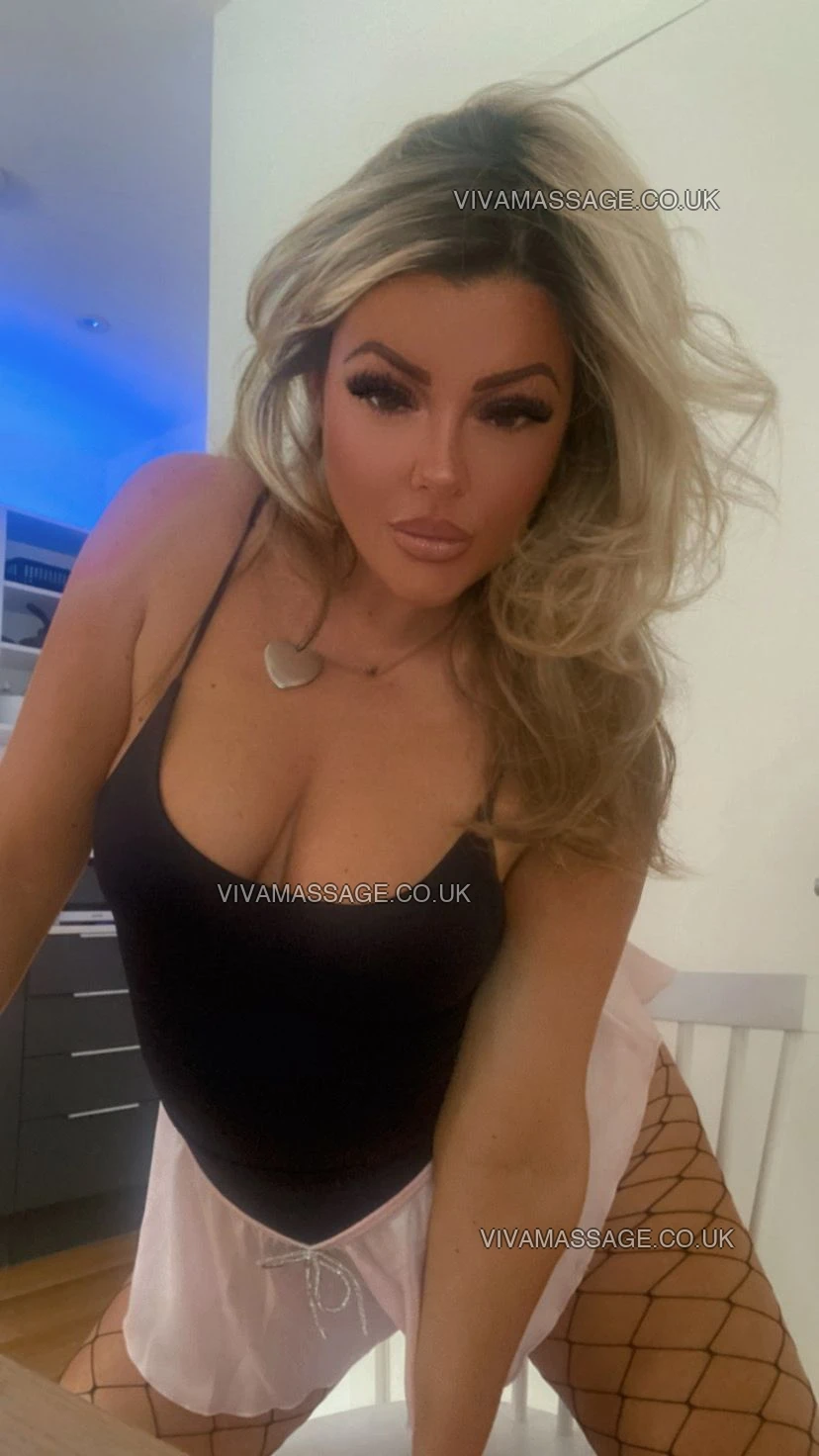 Photo 82 of Spicy seline 